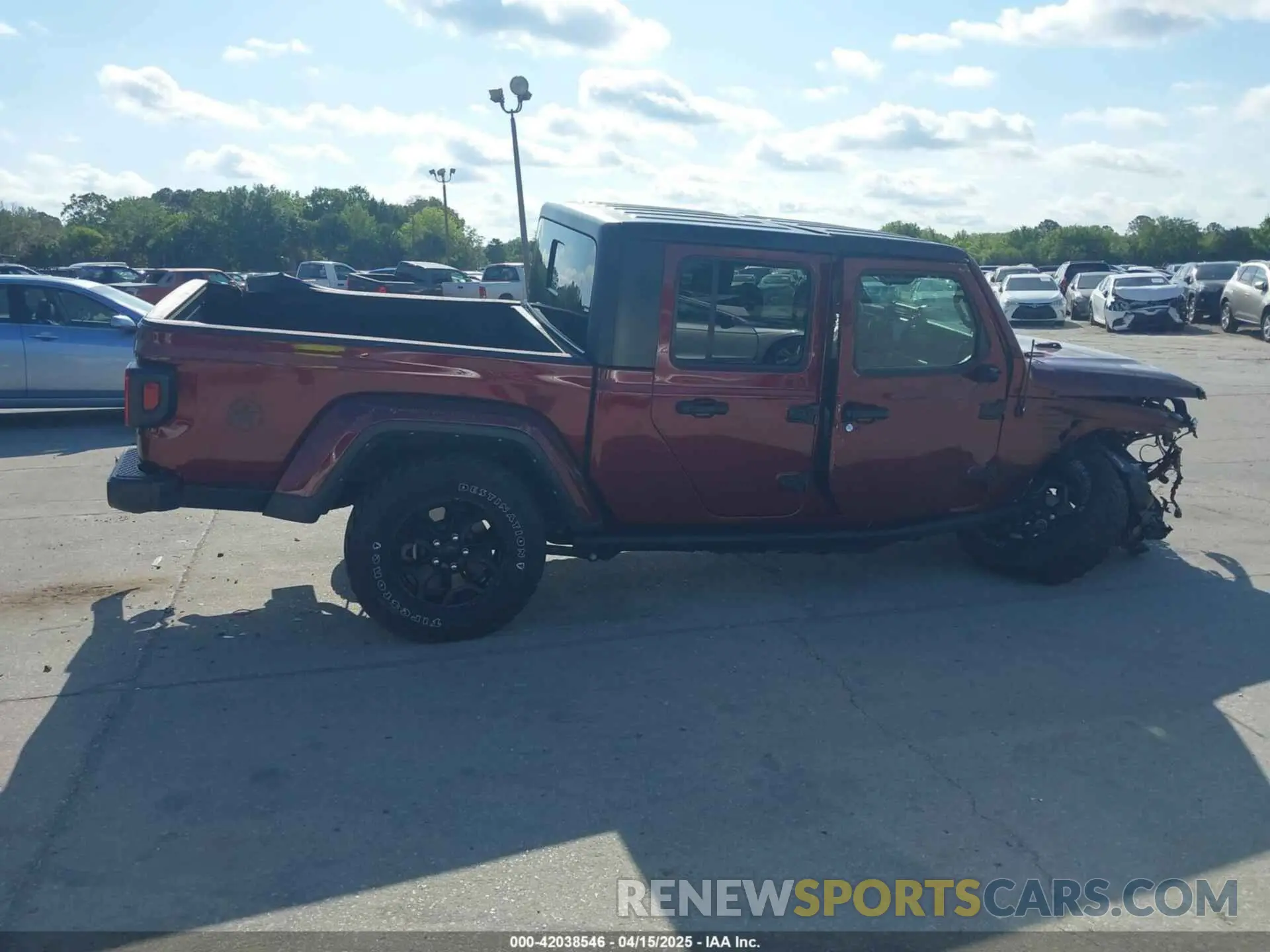 14 Photograph of a damaged car 1C6HJTAG4NL110186 JEEP GLADIATOR 2022