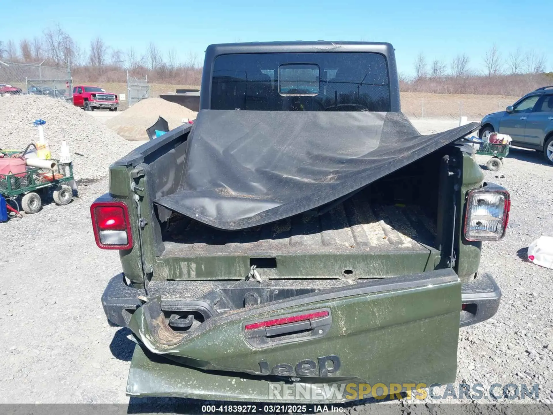 16 Photograph of a damaged car 1C6HJTAG4NL135833 JEEP GLADIATOR 2022