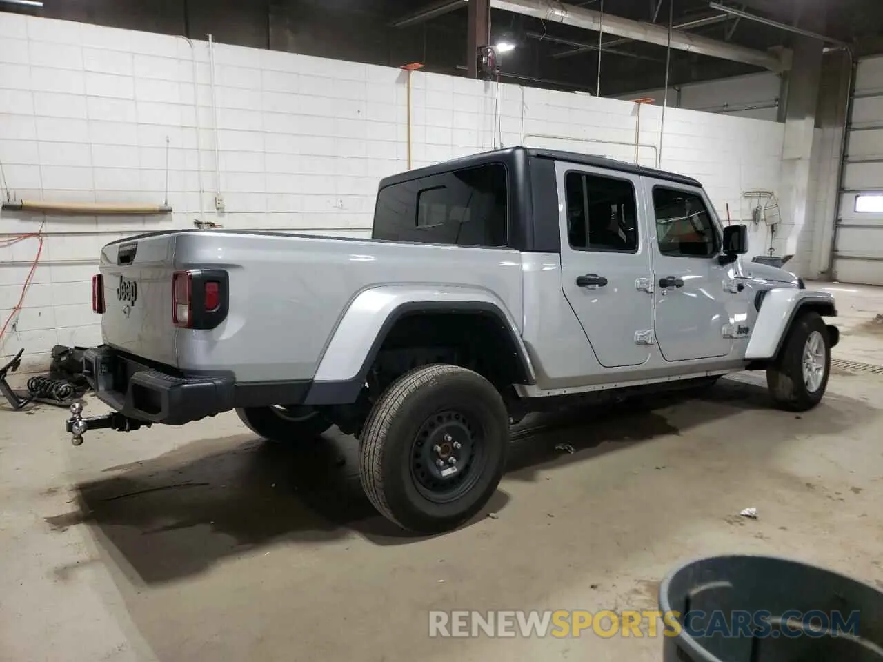 3 Photograph of a damaged car 1C6HJTAG5NL117583 JEEP GLADIATOR 2022