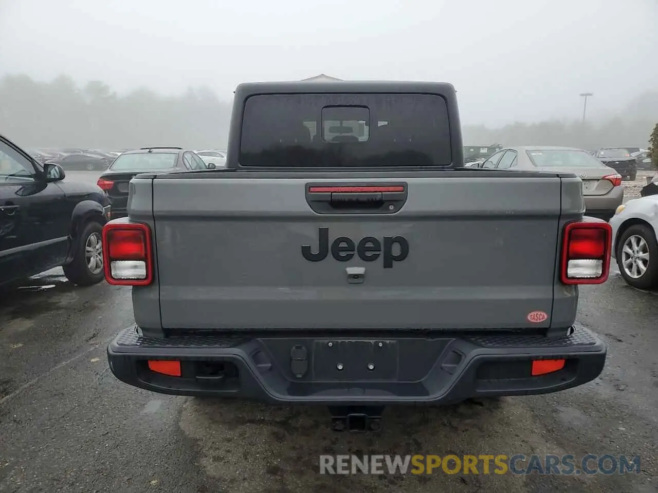 6 Photograph of a damaged car 1C6HJTAG5NL130222 JEEP GLADIATOR 2022