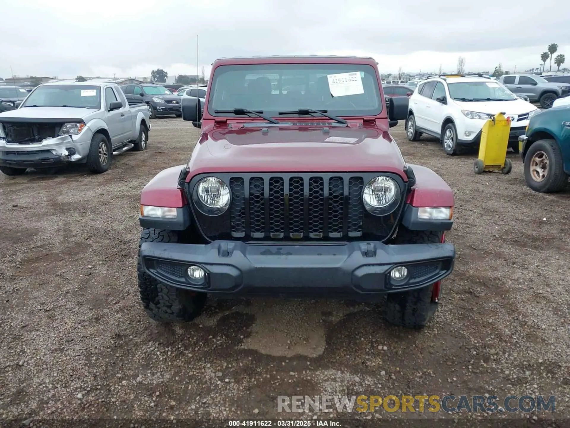 12 Photograph of a damaged car 1C6HJTAG5NL132164 JEEP GLADIATOR 2022