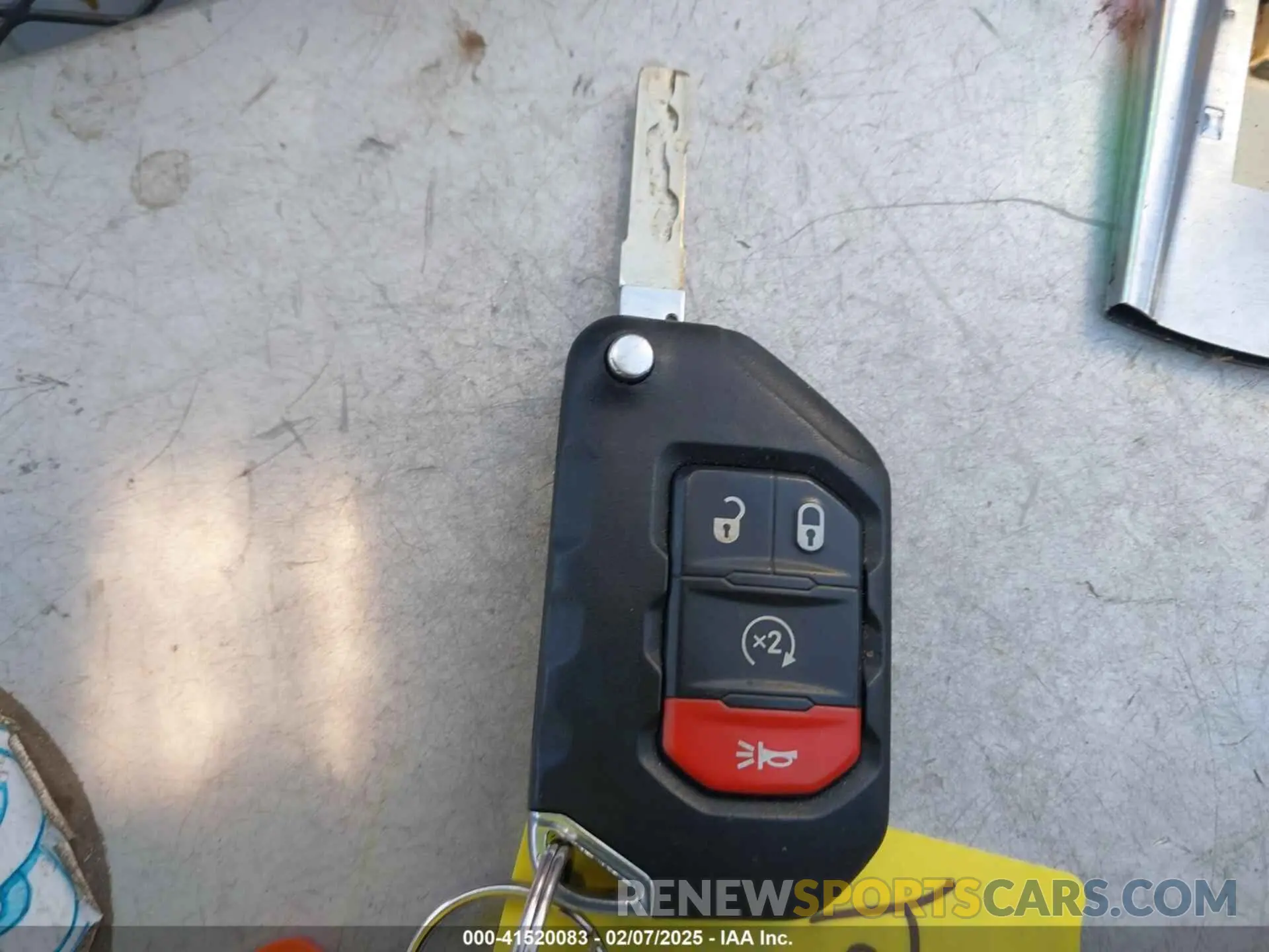 11 Photograph of a damaged car 1C6HJTAG7NL141819 JEEP GLADIATOR 2022
