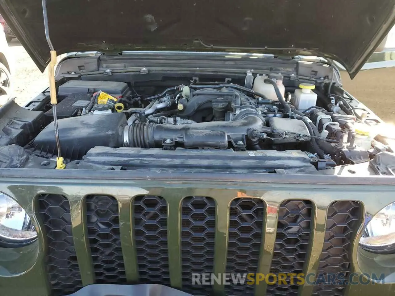 12 Photograph of a damaged car 1C6HJTAG8NL101992 JEEP GLADIATOR 2022