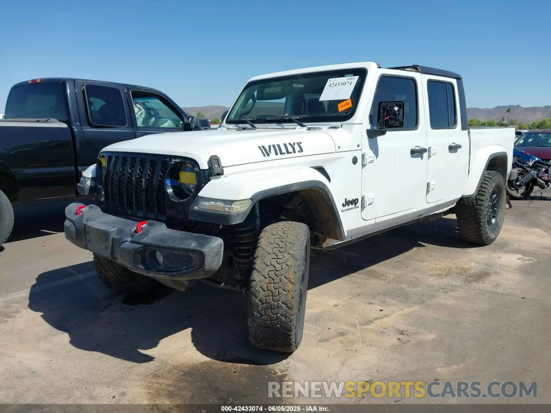 2 Photograph of a damaged car 1C6HJTAG8NL155888 JEEP GLADIATOR 2022