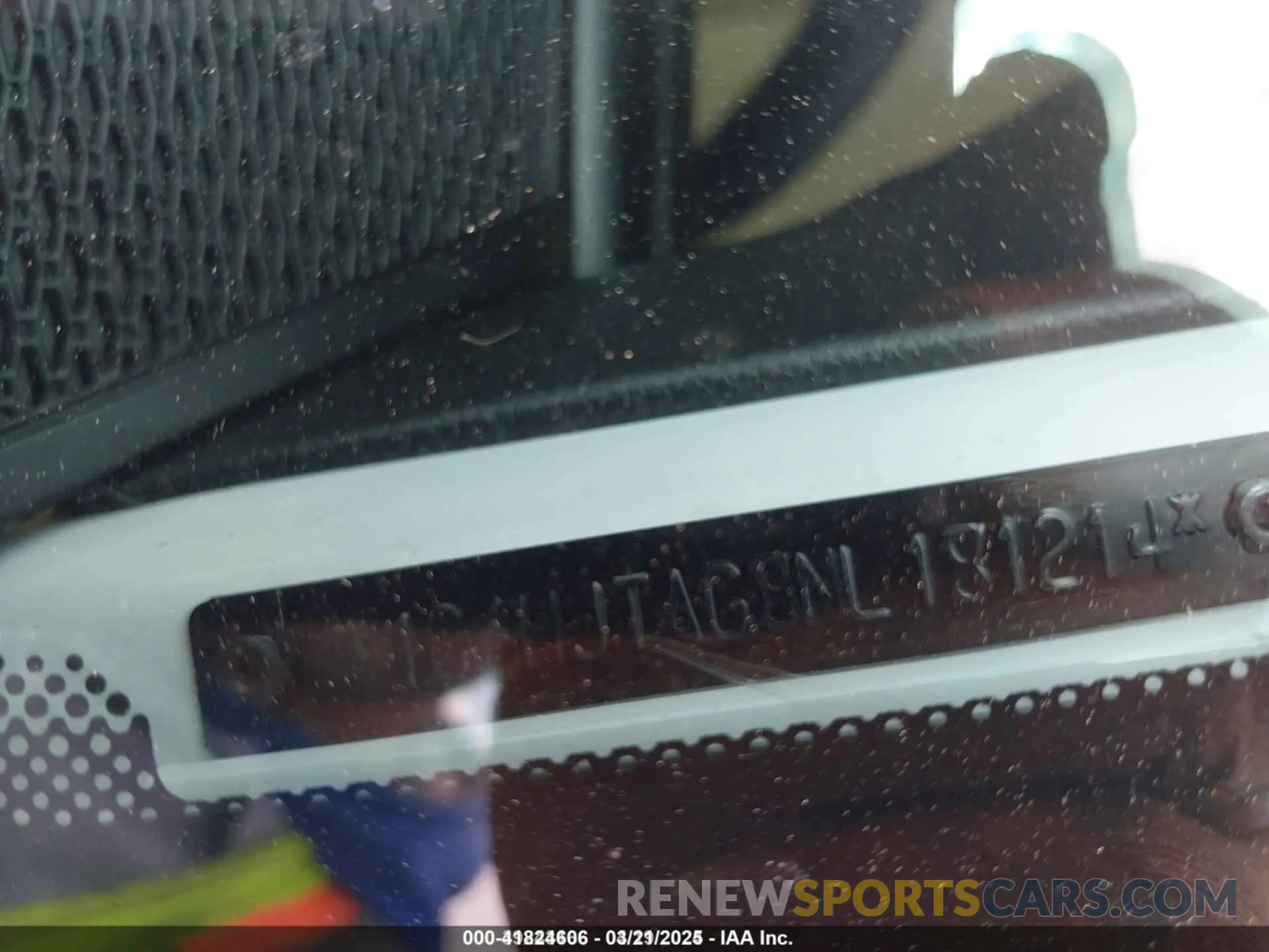 9 Photograph of a damaged car 1C6HJTAG8NL181214 JEEP GLADIATOR 2022