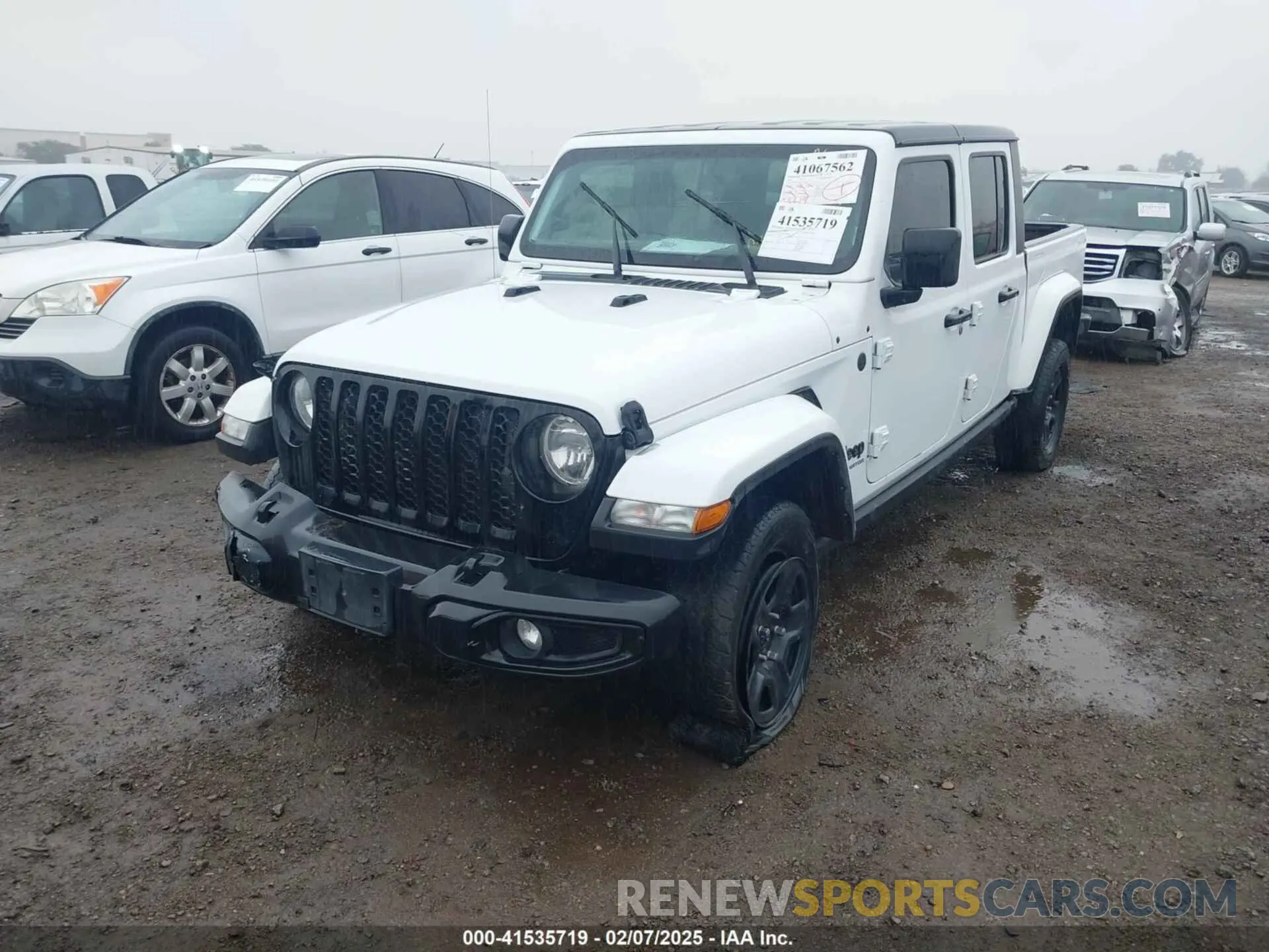 2 Photograph of a damaged car 1C6HJTAGXNL143080 JEEP GLADIATOR 2022