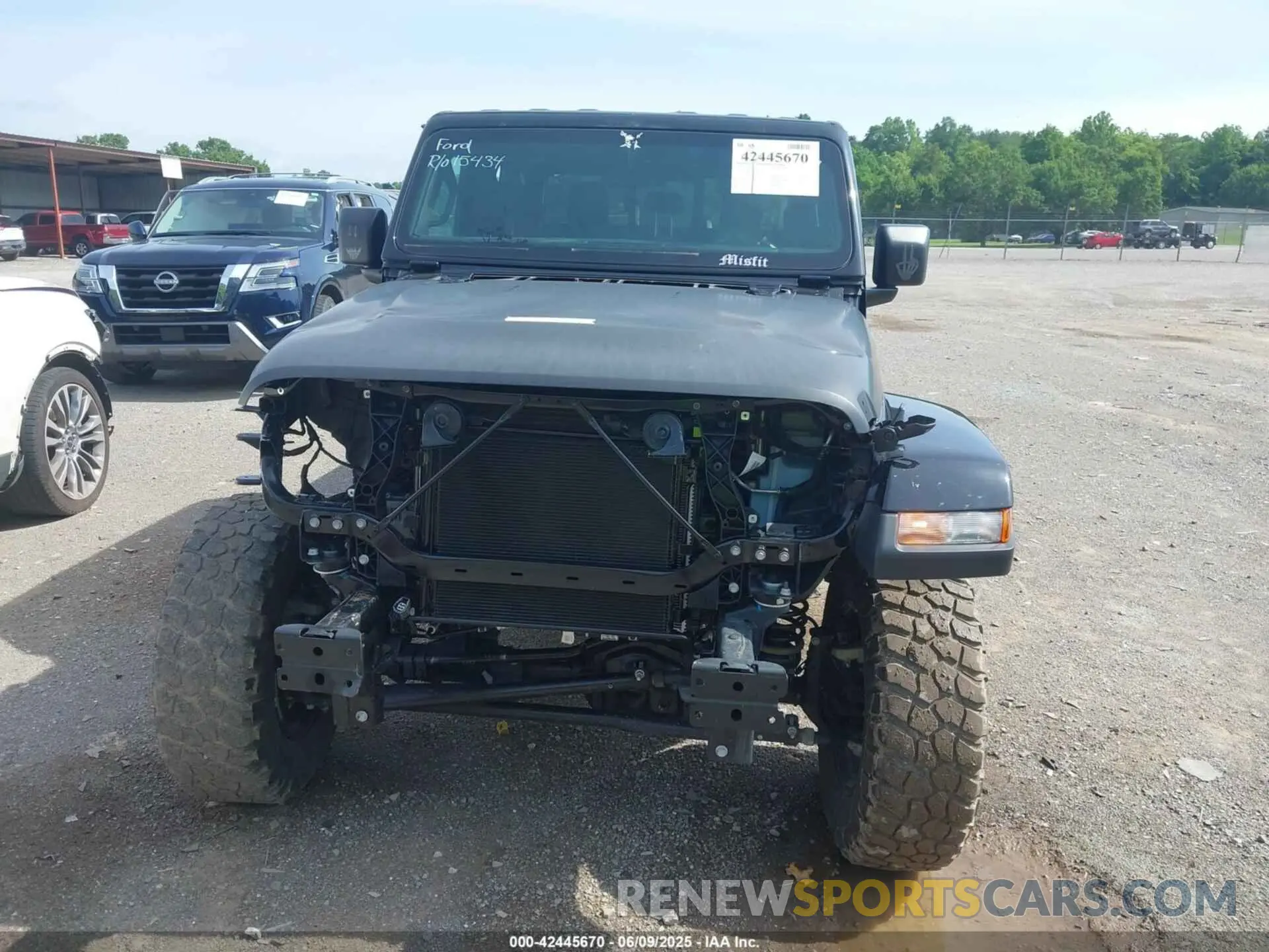6 Photograph of a damaged car 1C6HJTAGXNL177374 JEEP GLADIATOR 2022