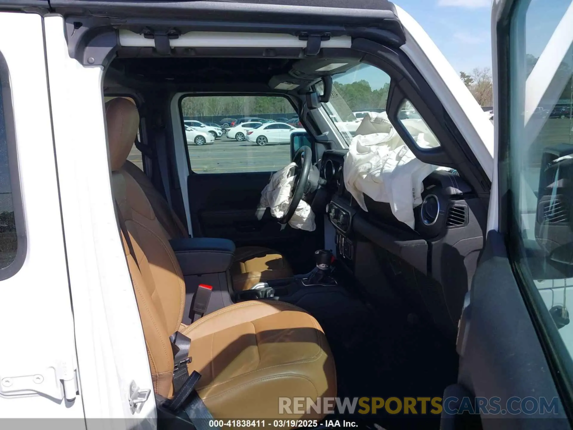 5 Photograph of a damaged car 1C6HJTFG1NL167518 JEEP GLADIATOR 2022