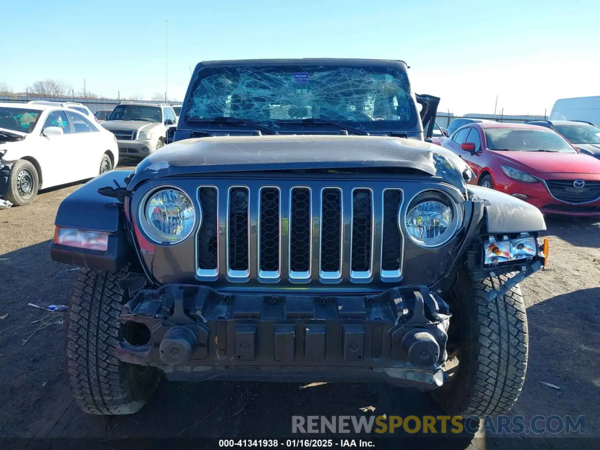13 Photograph of a damaged car 1C6HJTFG2NL183405 JEEP GLADIATOR 2022