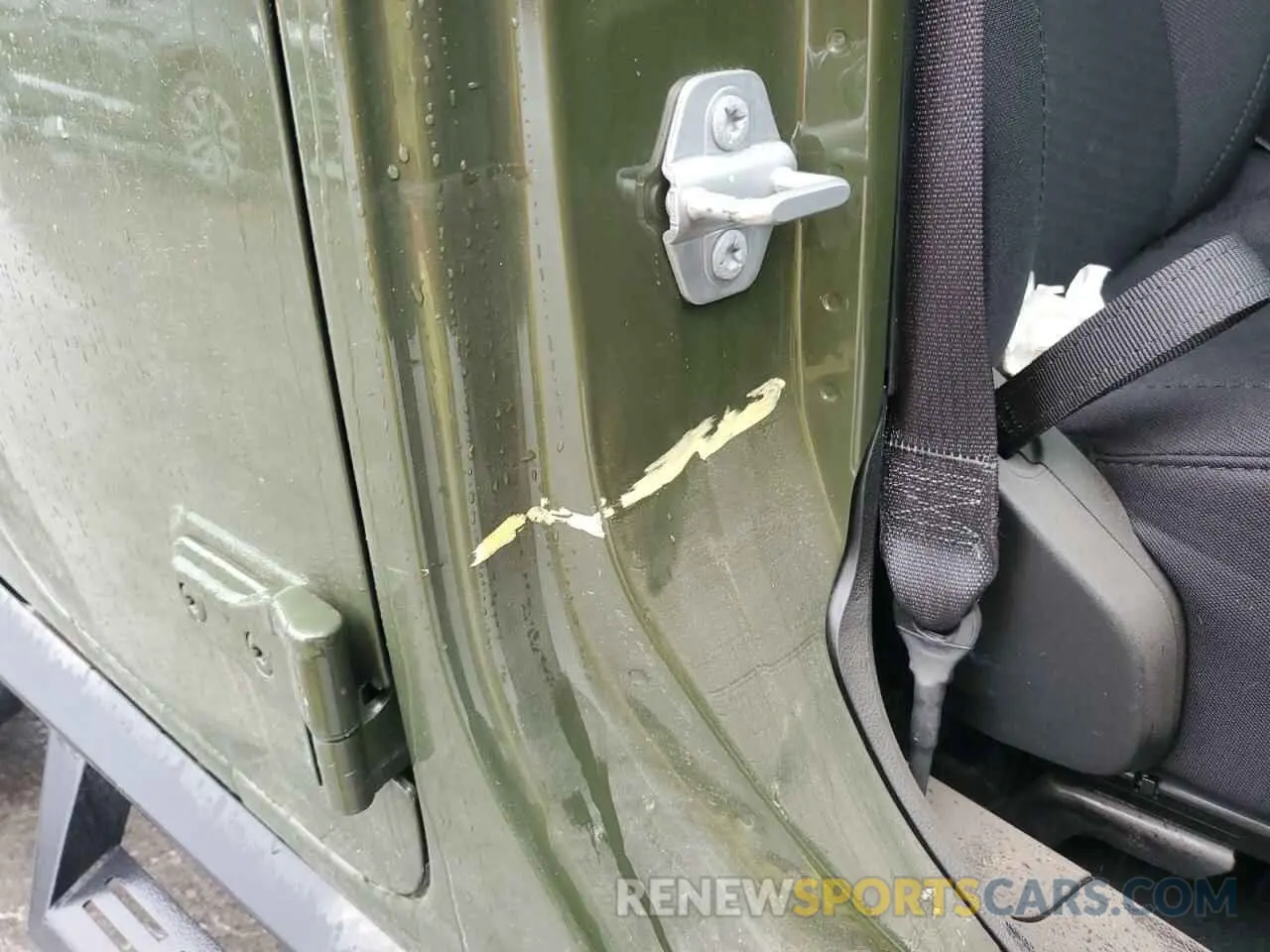 12 Photograph of a damaged car 1C6HJTFG3NL175555 JEEP GLADIATOR 2022