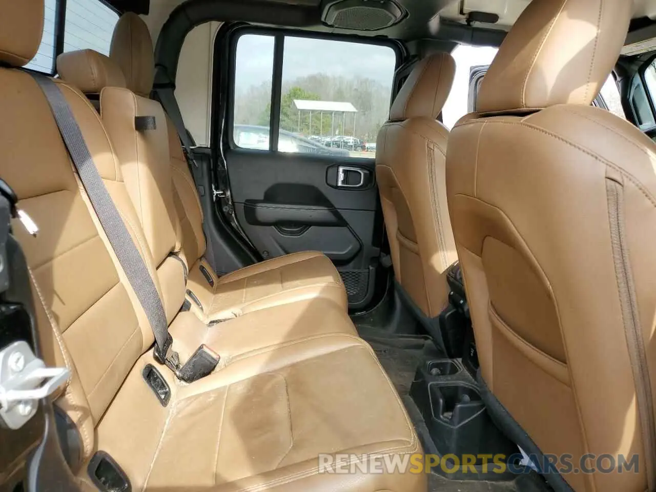 10 Photograph of a damaged car 1C6HJTFG4NL128874 JEEP GLADIATOR 2022
