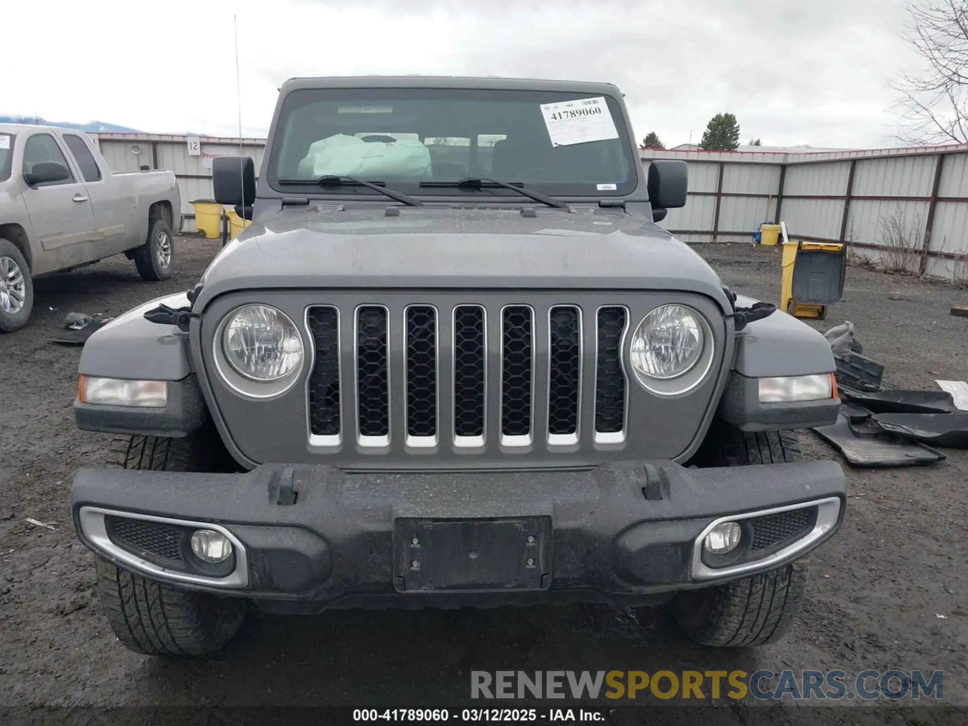 13 Photograph of a damaged car 1C6HJTFG4NL131029 JEEP GLADIATOR 2022