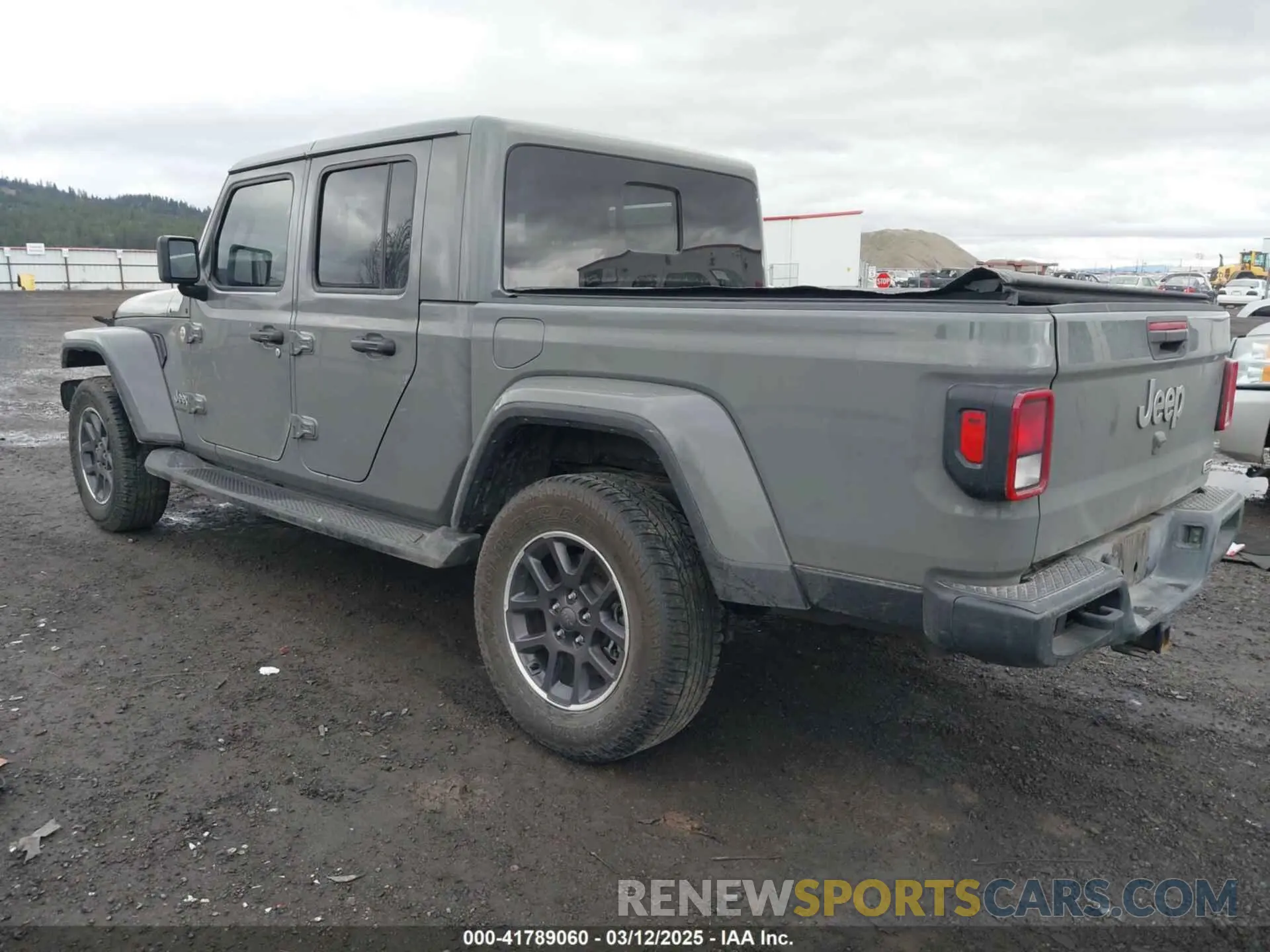 3 Photograph of a damaged car 1C6HJTFG4NL131029 JEEP GLADIATOR 2022