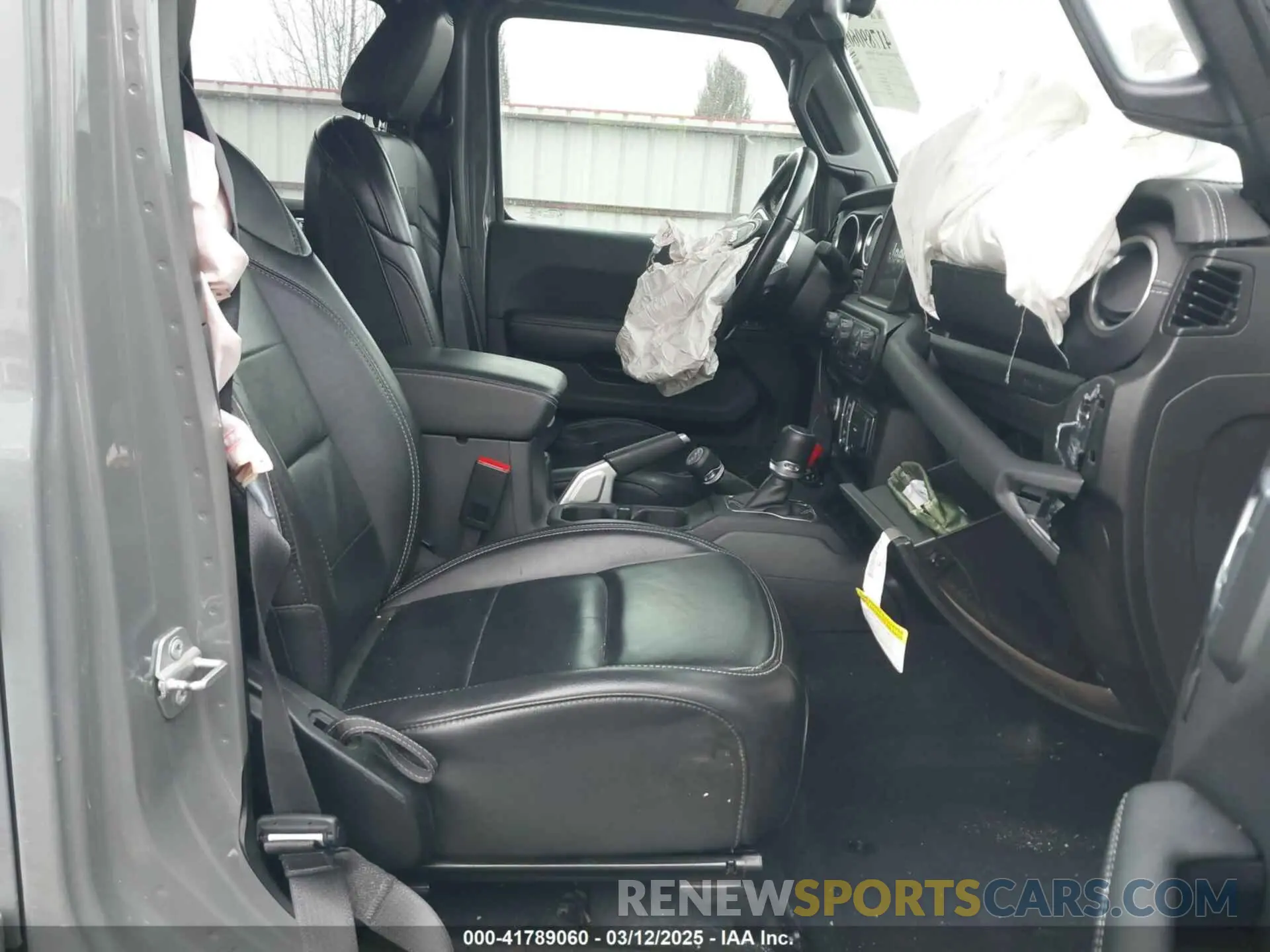 5 Photograph of a damaged car 1C6HJTFG4NL131029 JEEP GLADIATOR 2022