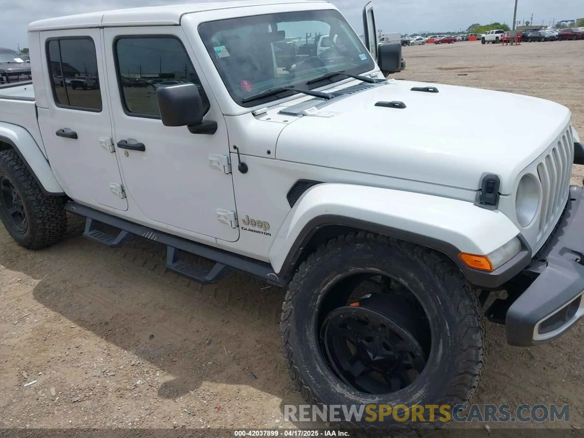 6 Photograph of a damaged car 1C6HJTFG5NL164427 JEEP GLADIATOR 2022