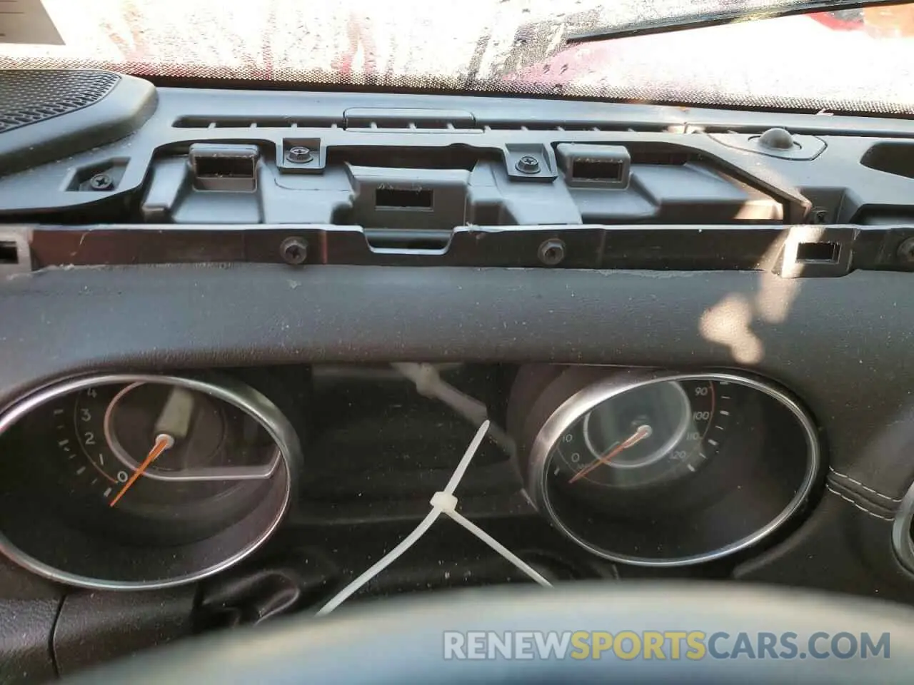 9 Photograph of a damaged car 1C6HJTFG6NL103412 JEEP GLADIATOR 2022