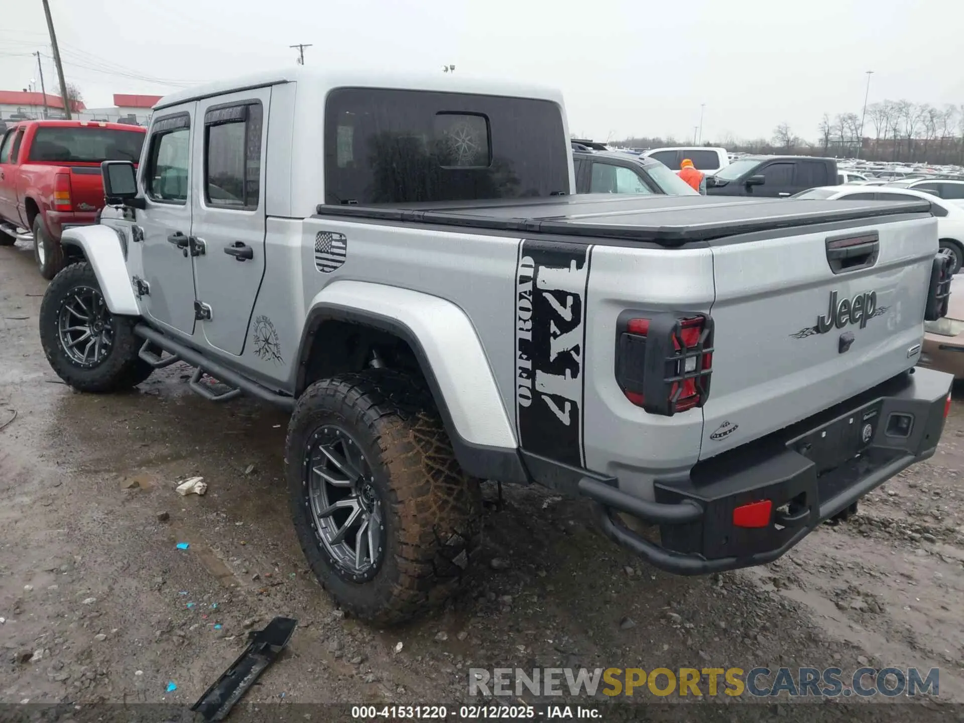3 Photograph of a damaged car 1C6HJTFG6NL115527 JEEP GLADIATOR 2022