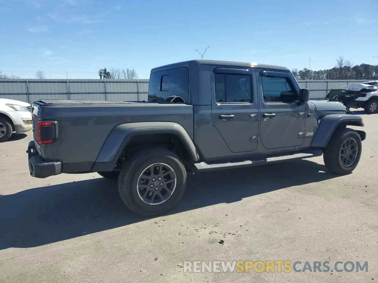 3 Photograph of a damaged car 1C6HJTFG7NL164641 JEEP GLADIATOR 2022