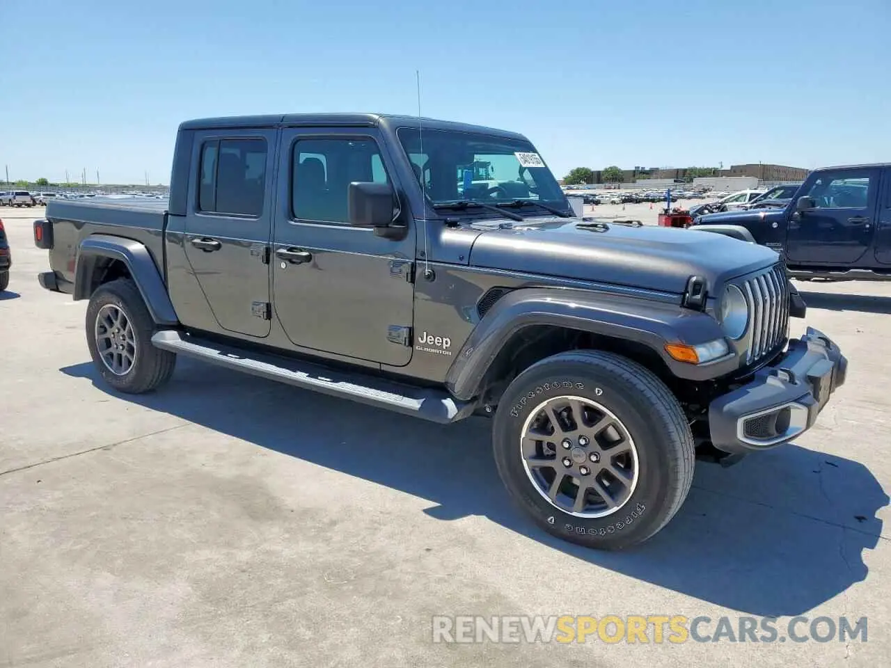 4 Photograph of a damaged car 1C6HJTFG8NL131468 JEEP GLADIATOR 2022