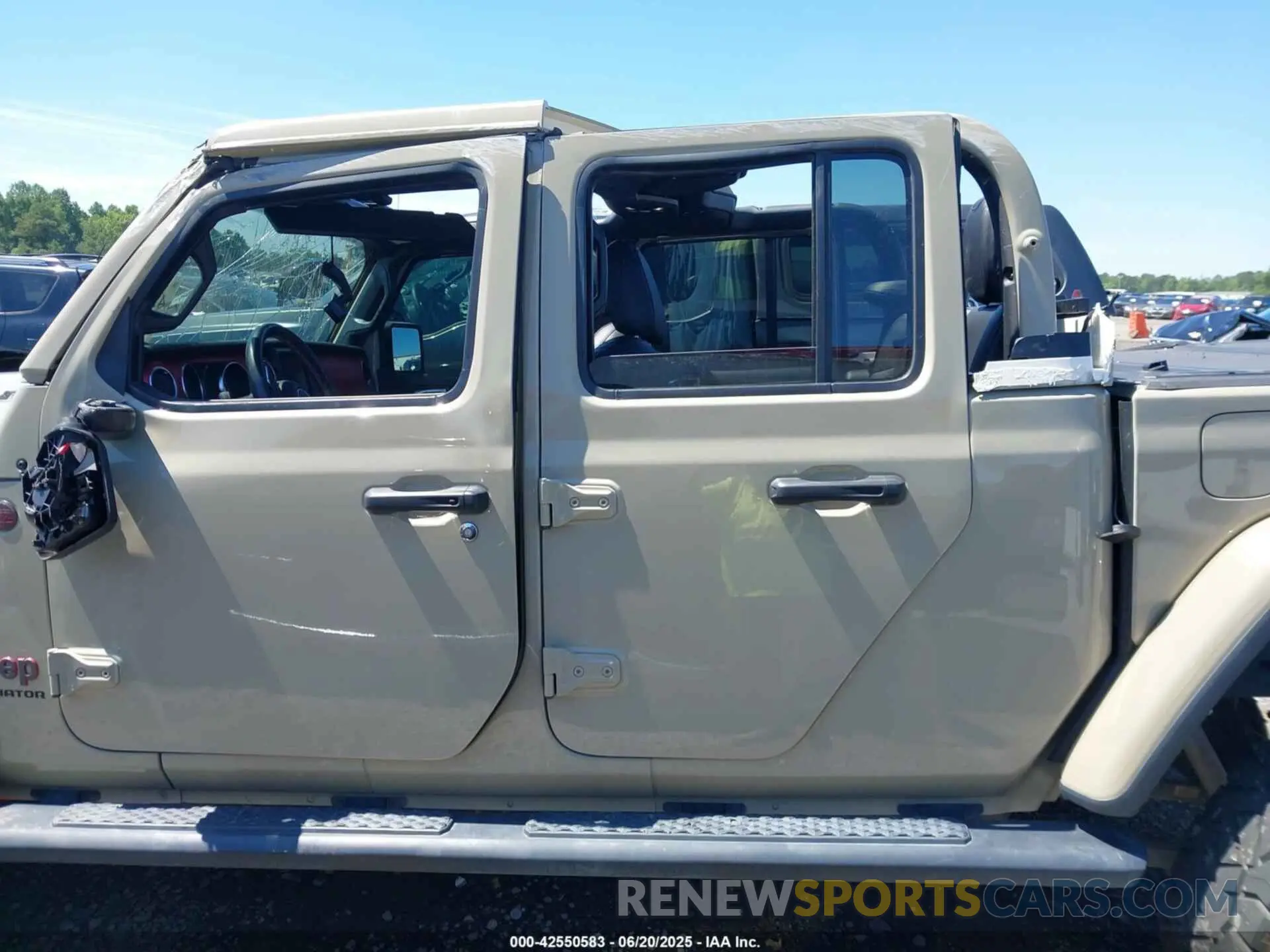14 Photograph of a damaged car 1C6JJTBG3NL171609 JEEP GLADIATOR 2022