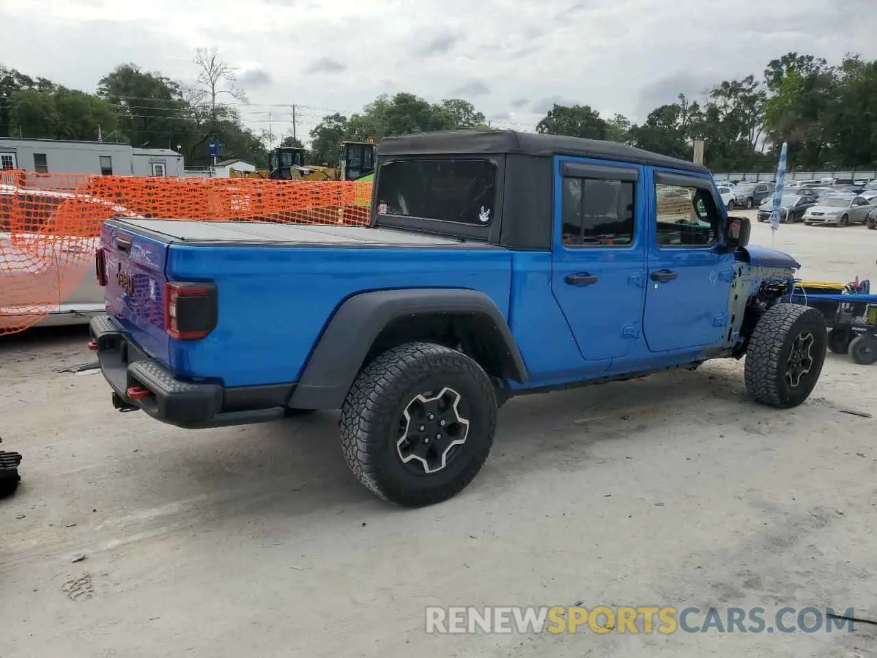 3 Photograph of a damaged car 1C6JJTBG4NL111323 JEEP GLADIATOR 2022