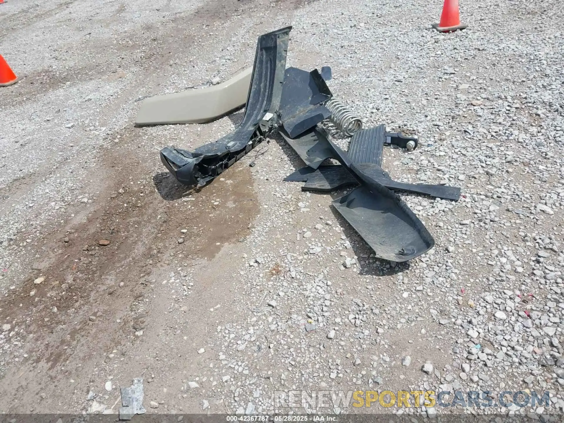 12 Photograph of a damaged car 1C6JJTBG6NL180529 JEEP GLADIATOR 2022