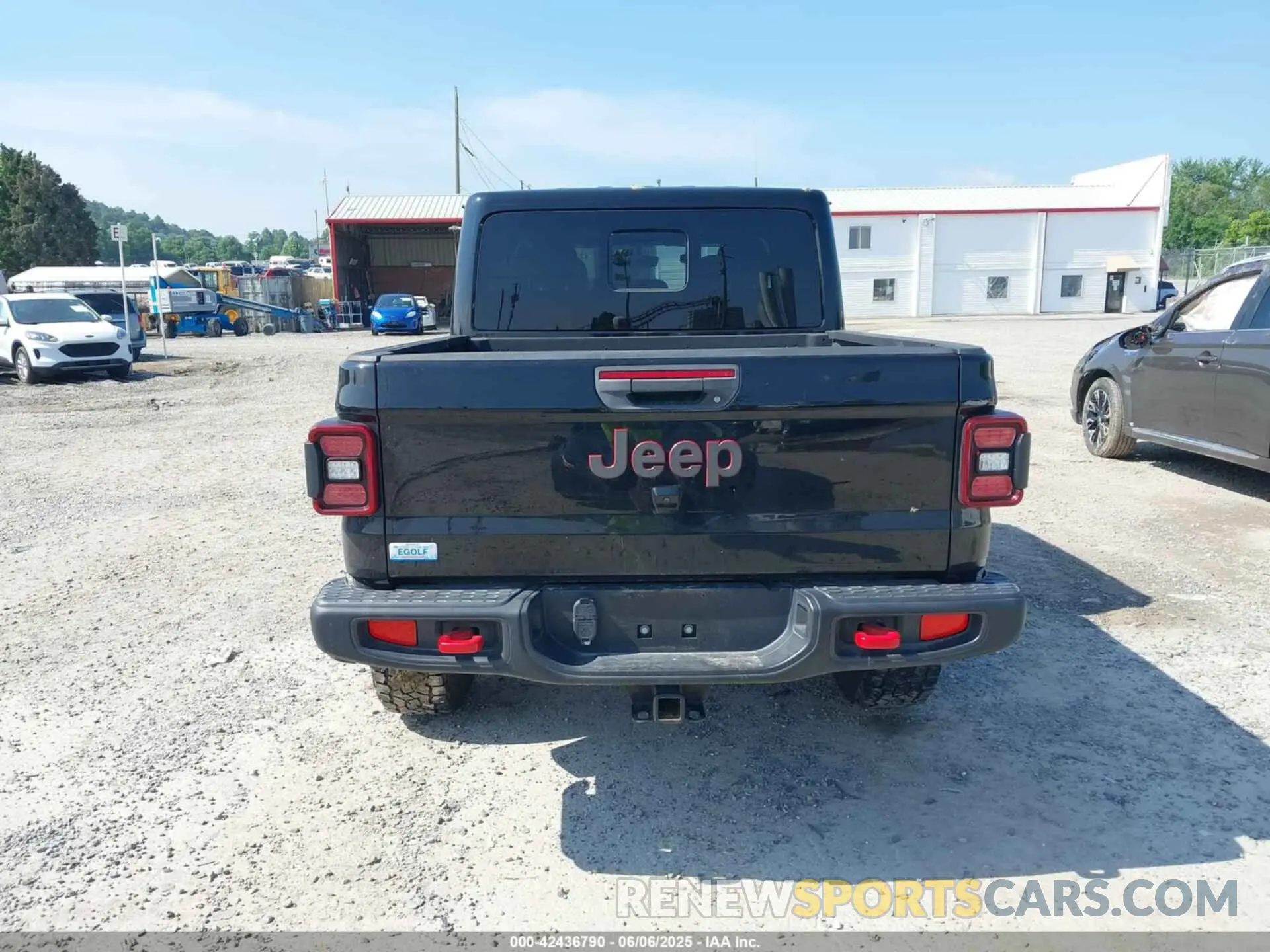 16 Photograph of a damaged car 1C6JJTBG7NL152349 JEEP GLADIATOR 2022