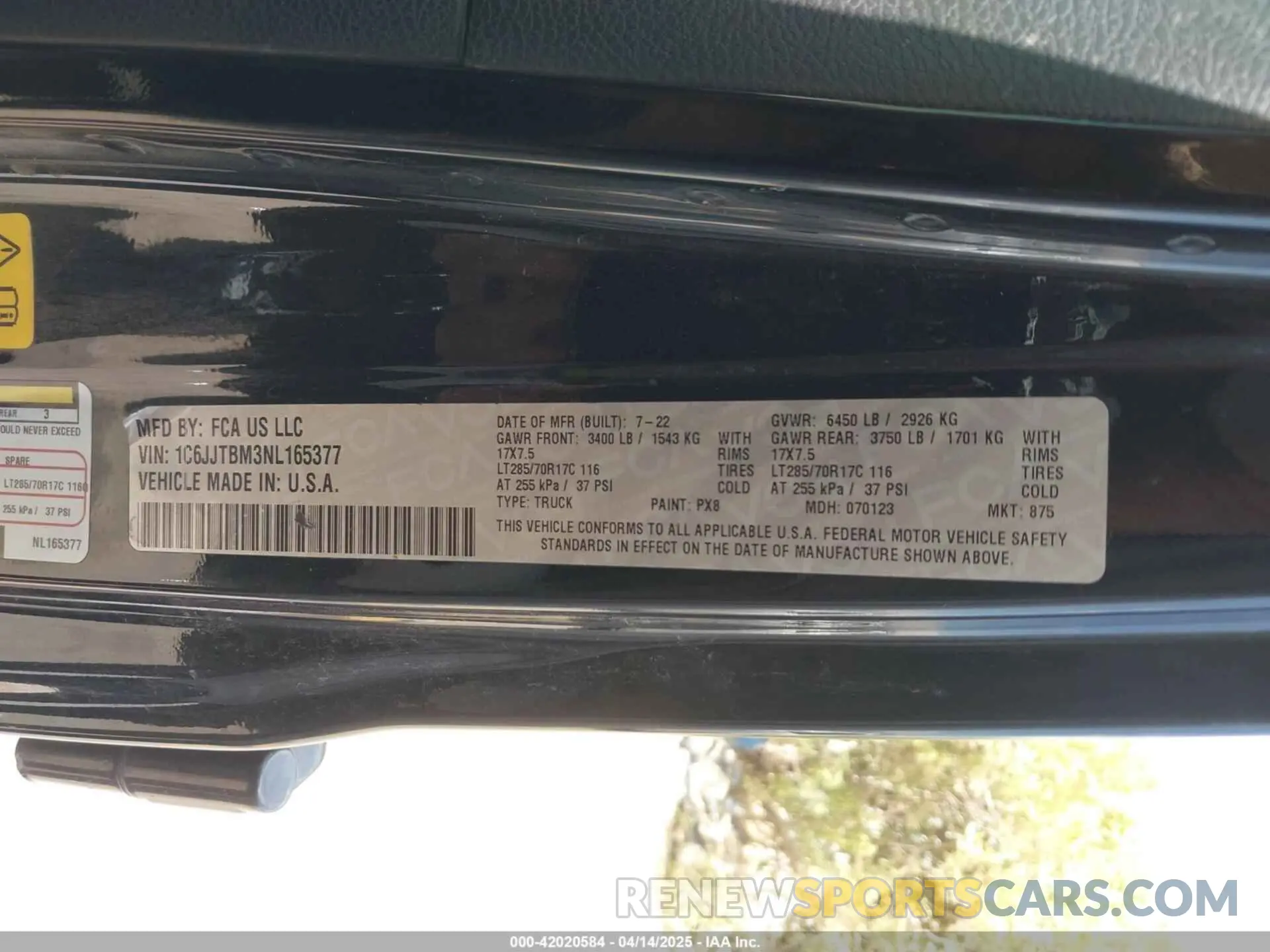 9 Photograph of a damaged car 1C6JJTBM3NL165377 JEEP GLADIATOR 2022