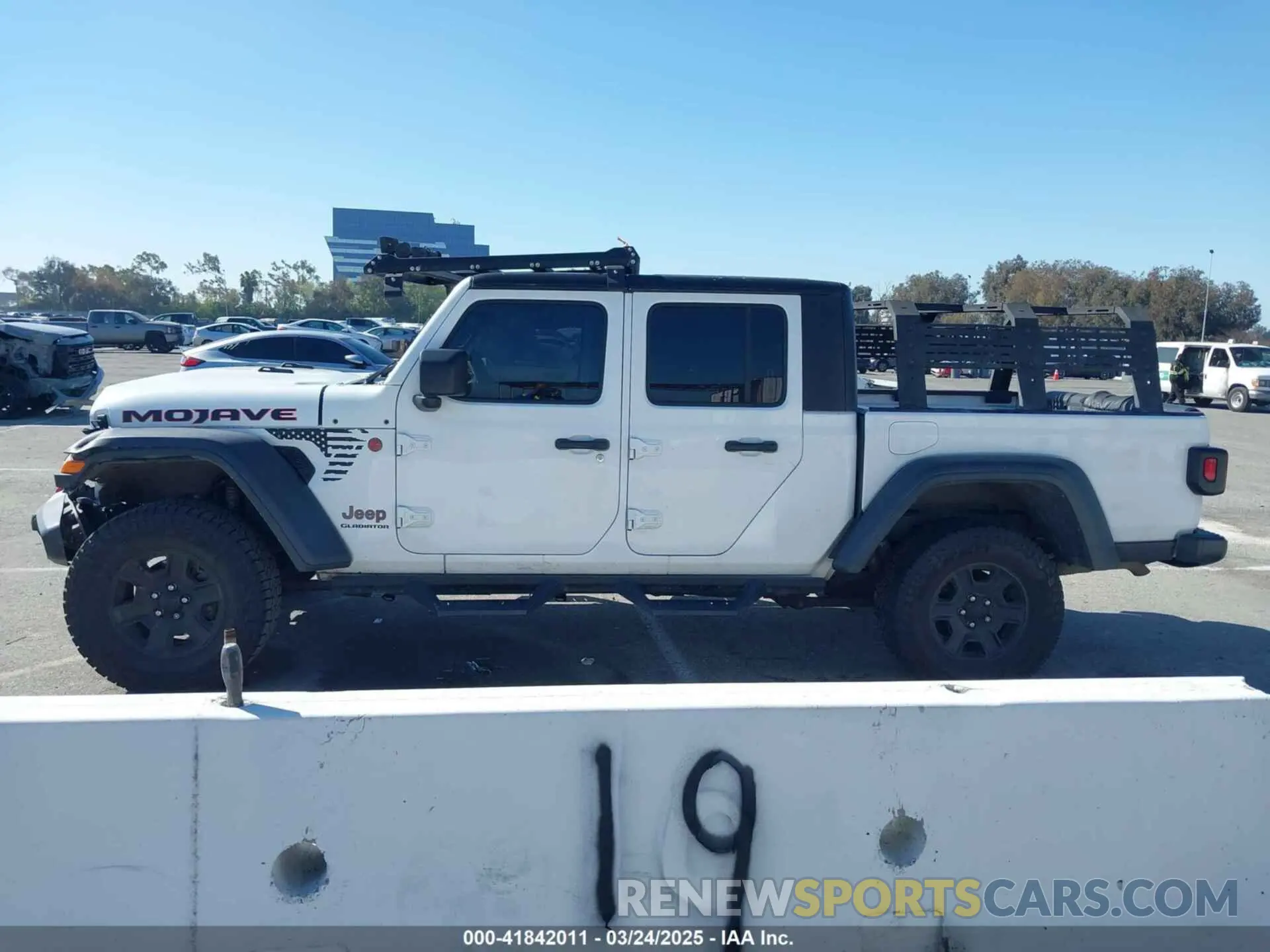 15 Photograph of a damaged car 1C6JJTEG0NL103523 JEEP GLADIATOR 2022
