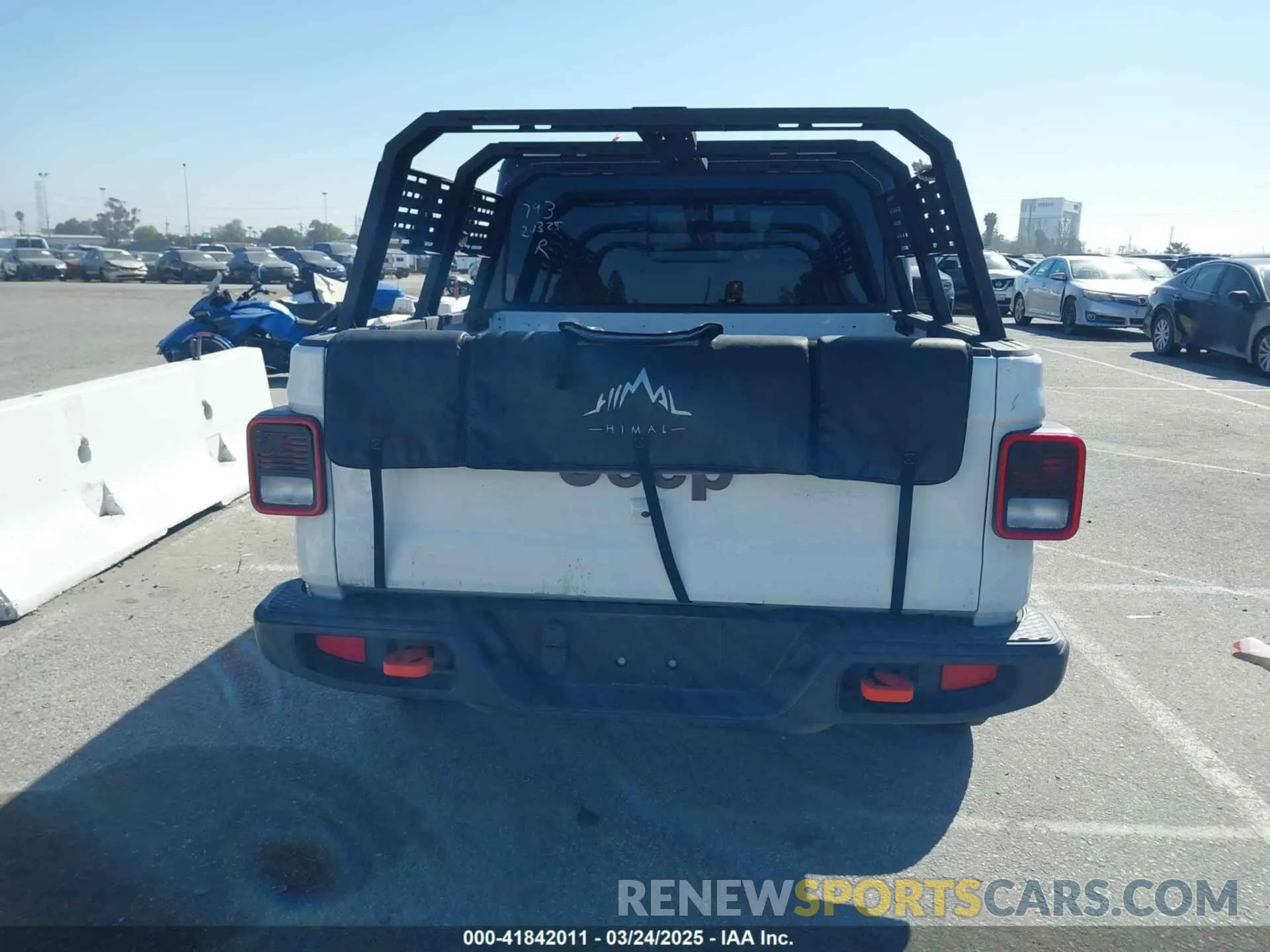 17 Photograph of a damaged car 1C6JJTEG0NL103523 JEEP GLADIATOR 2022