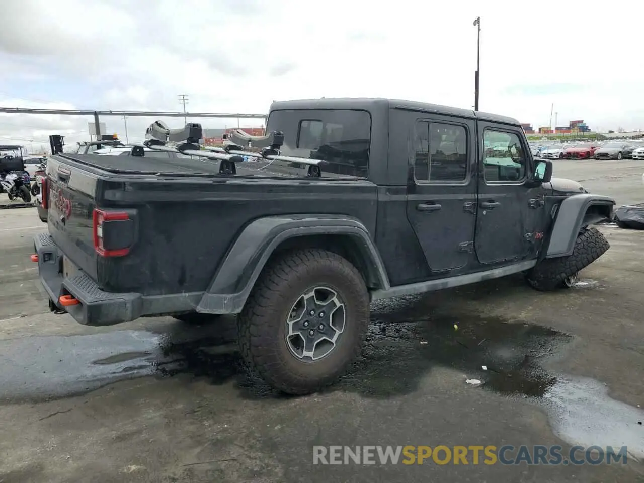 3 Photograph of a damaged car 1C6JJTEG0NL166623 JEEP GLADIATOR 2022