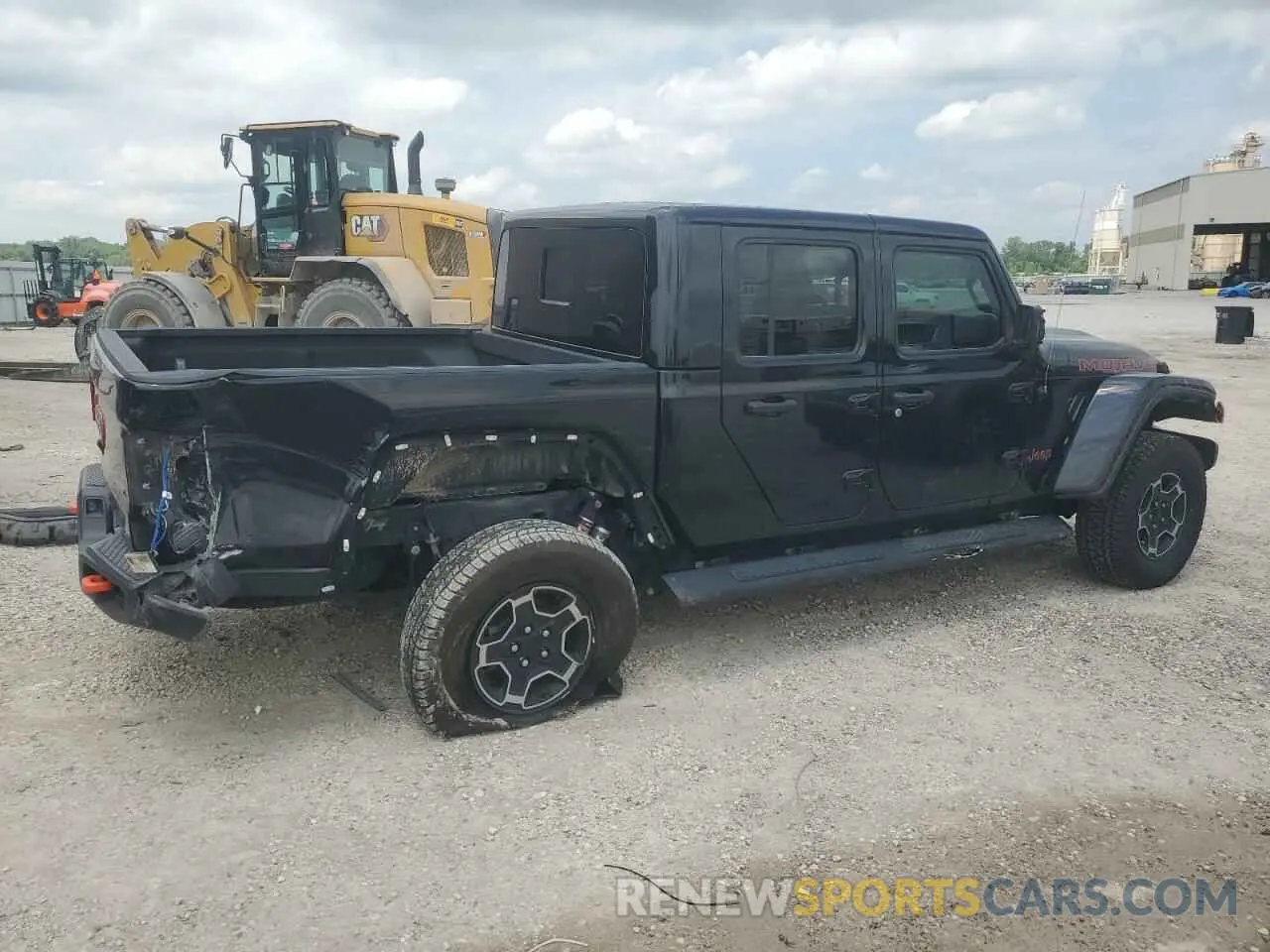 3 Photograph of a damaged car 1C6JJTEG4NL101757 JEEP GLADIATOR 2022