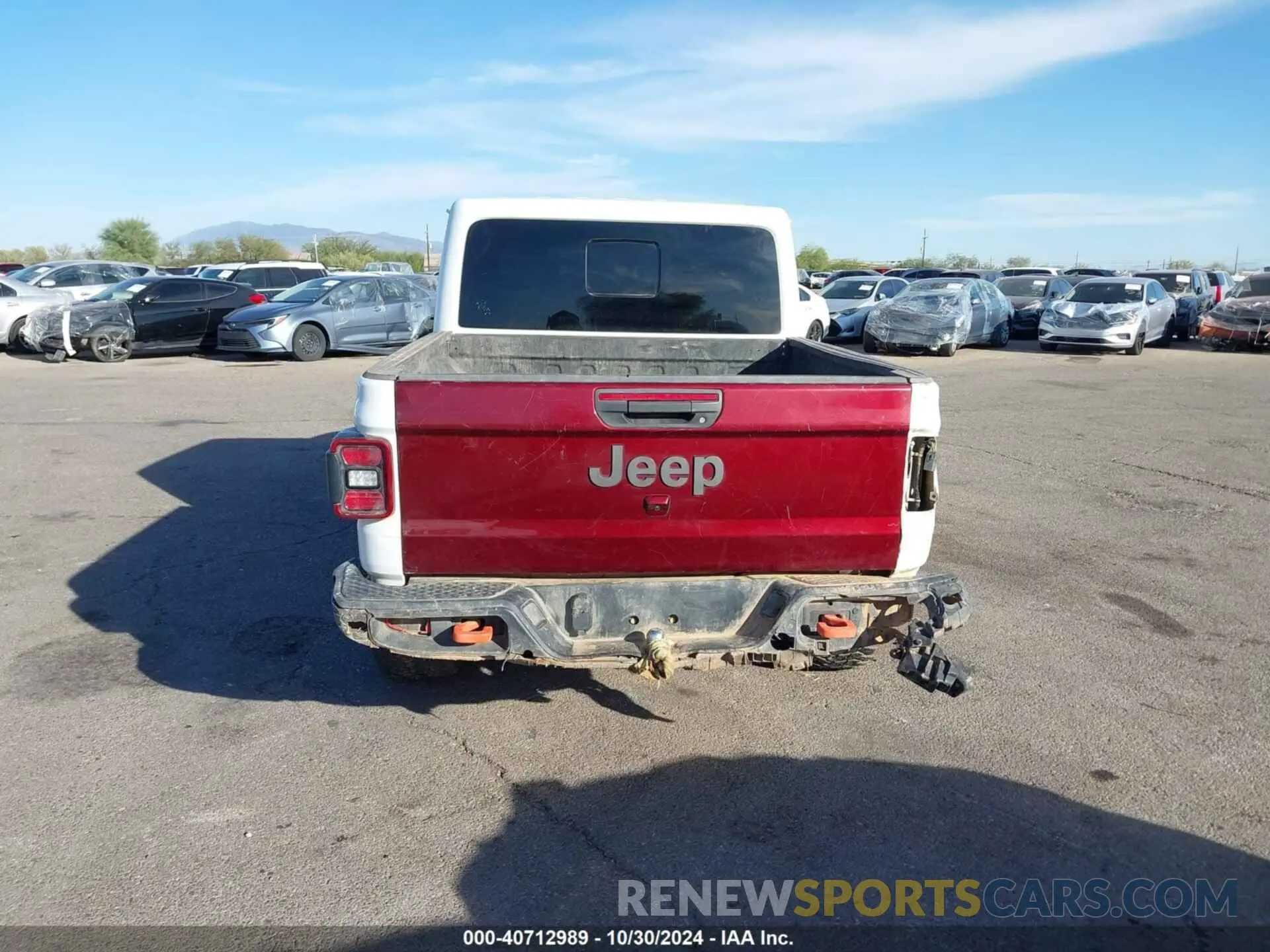 15 Photograph of a damaged car 1C6JJTEG6NL100383 JEEP GLADIATOR 2022