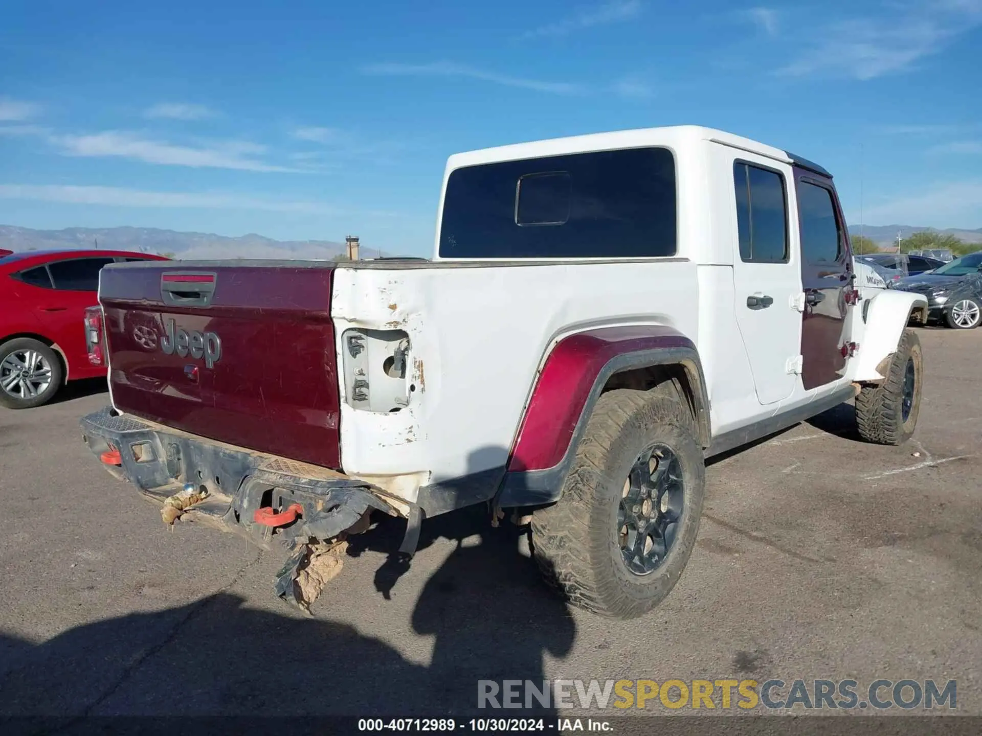 6 Photograph of a damaged car 1C6JJTEG6NL100383 JEEP GLADIATOR 2022