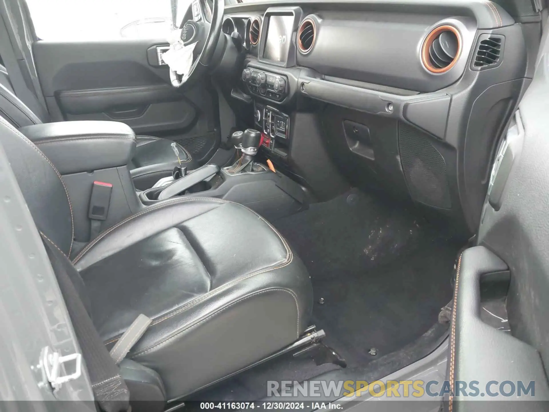 5 Photograph of a damaged car 1C6JJTEG8NL130971 JEEP GLADIATOR 2022