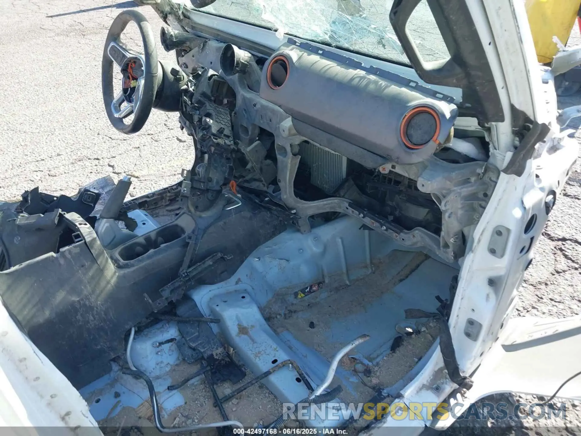 5 Photograph of a damaged car 1C6JJTEGXNL128817 JEEP GLADIATOR 2022