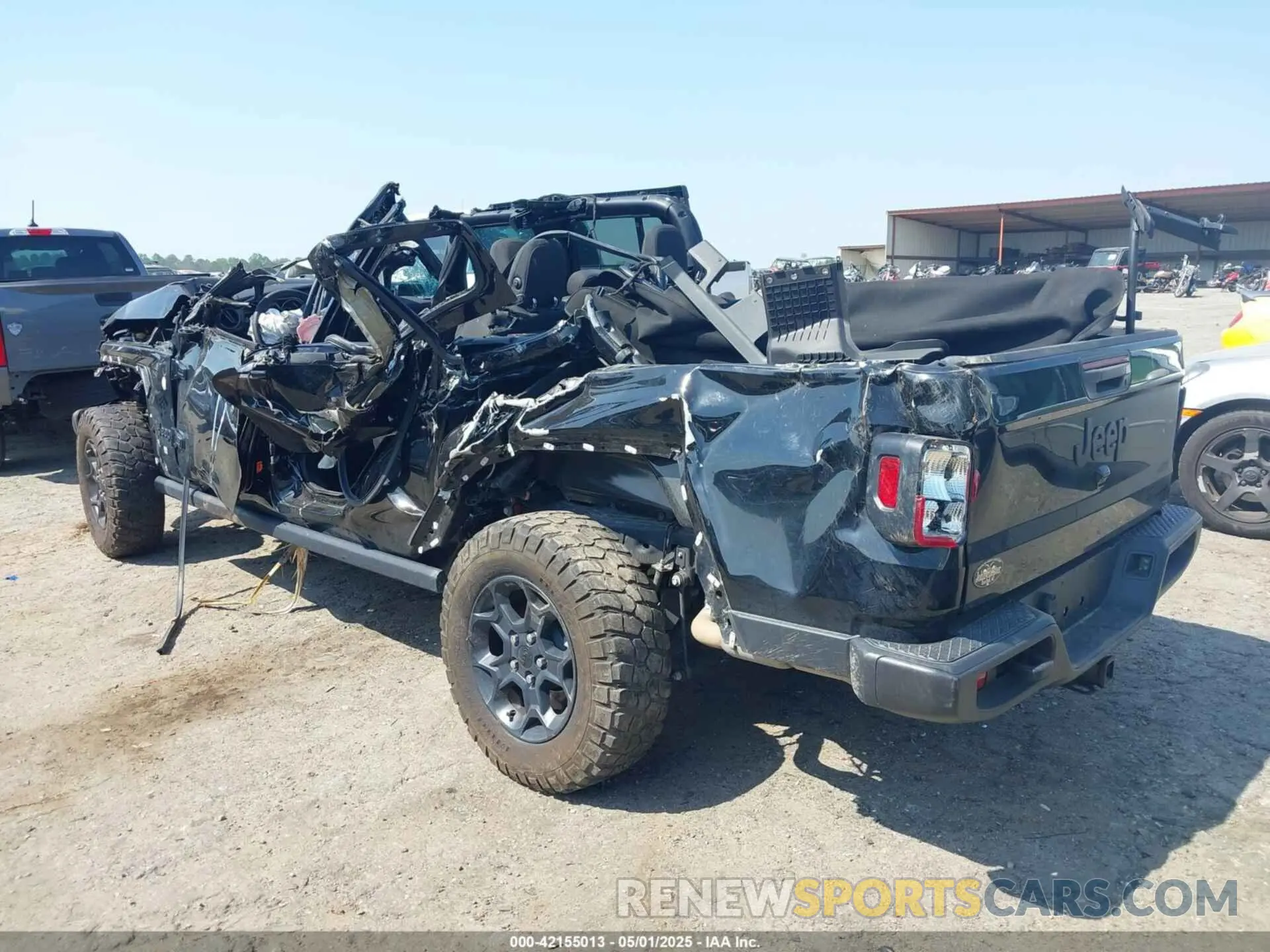 3 Photograph of a damaged car 1C6HJTAG2PL544870 JEEP GLADIATOR 2023