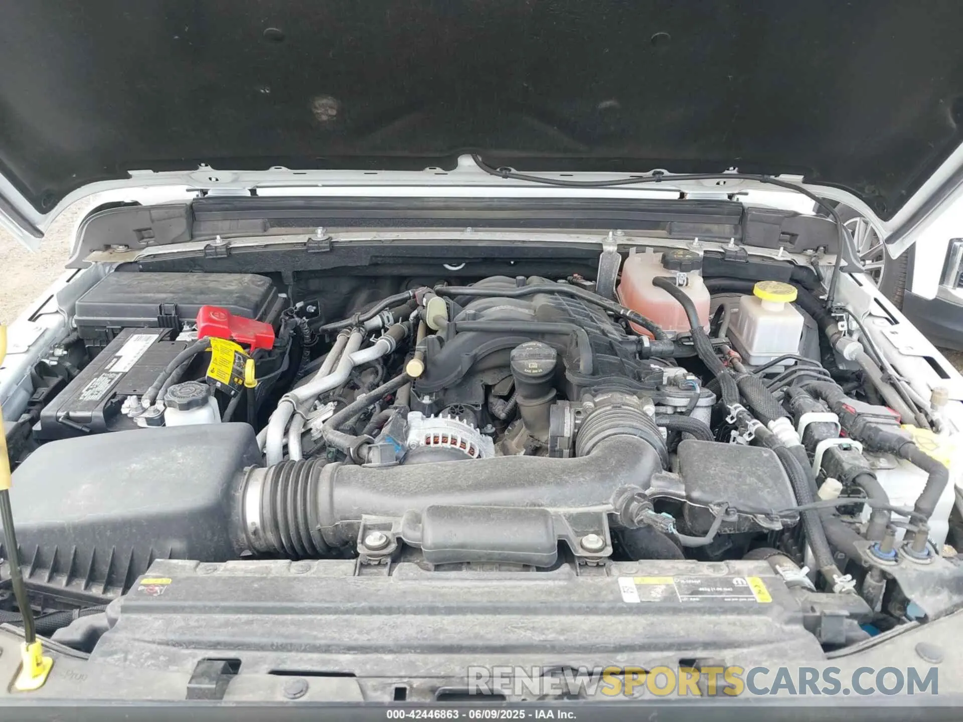 10 Photograph of a damaged car 1C6HJTAG3PL532694 JEEP GLADIATOR 2023
