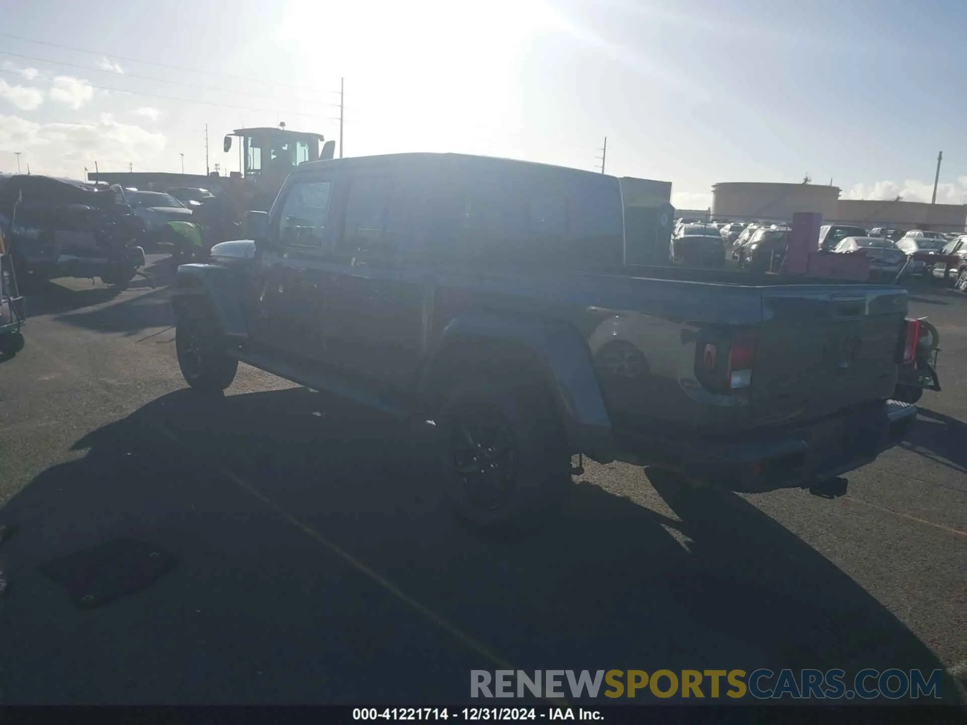 3 Photograph of a damaged car 1C6HJTAG4PL507092 JEEP GLADIATOR 2023
