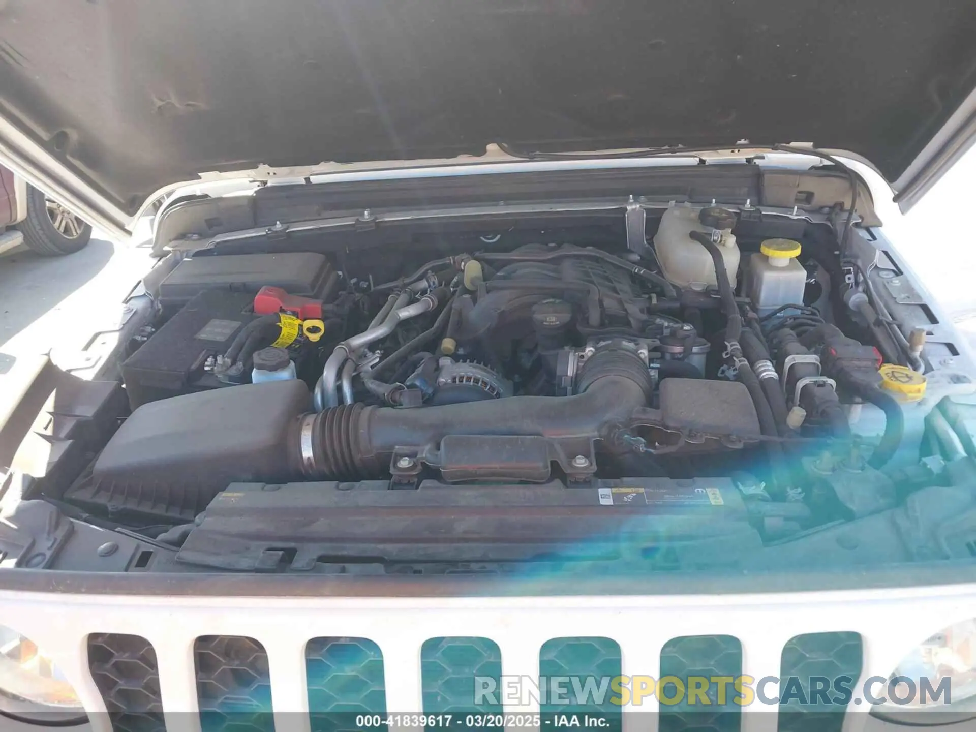 10 Photograph of a damaged car 1C6HJTAG4PL528590 JEEP GLADIATOR 2023