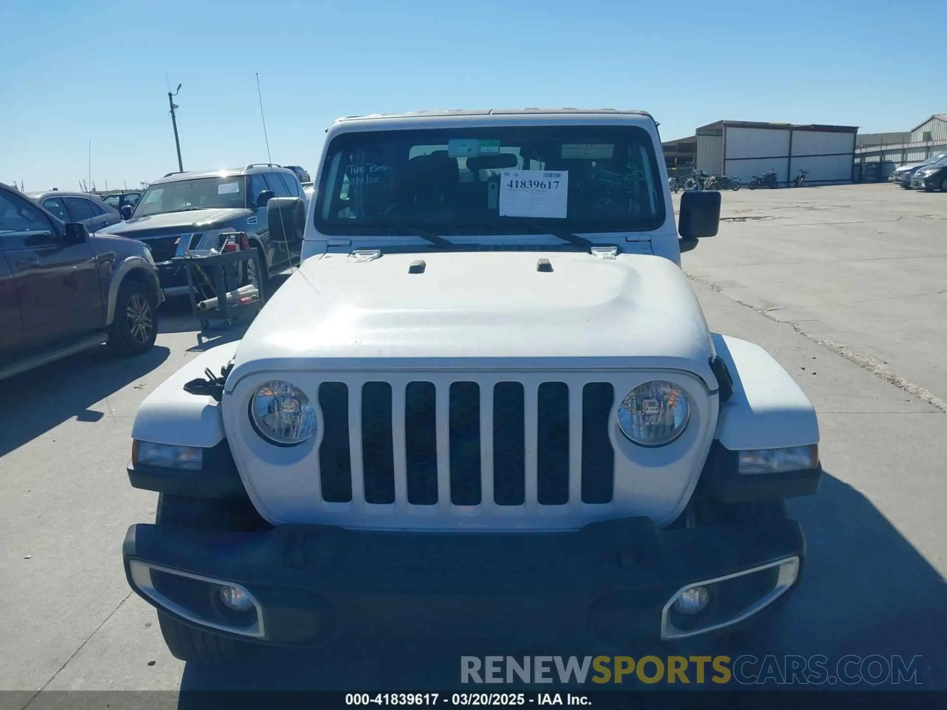 12 Photograph of a damaged car 1C6HJTAG4PL528590 JEEP GLADIATOR 2023