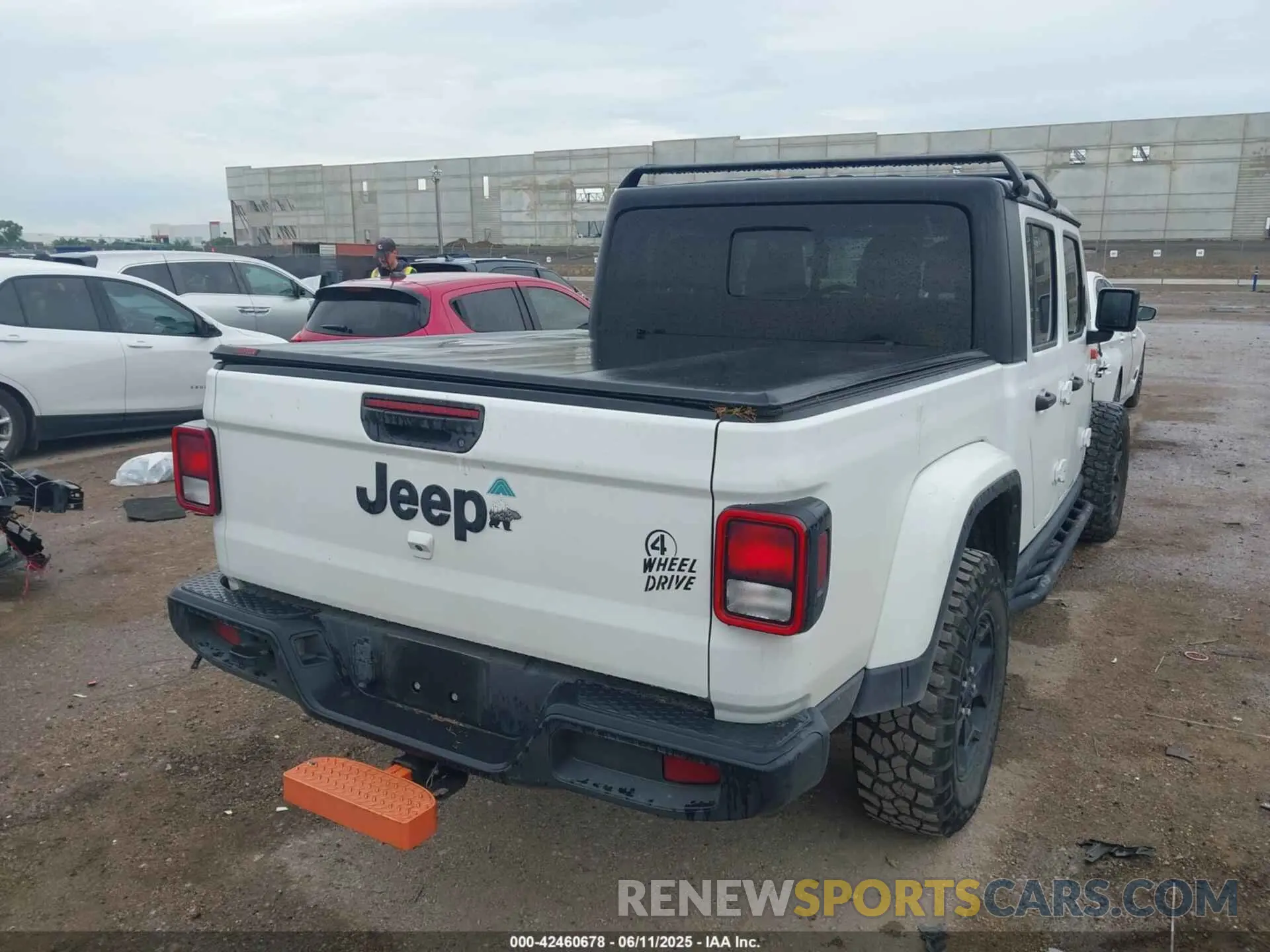 4 Photograph of a damaged car 1C6HJTAG4PL529559 JEEP GLADIATOR 2023