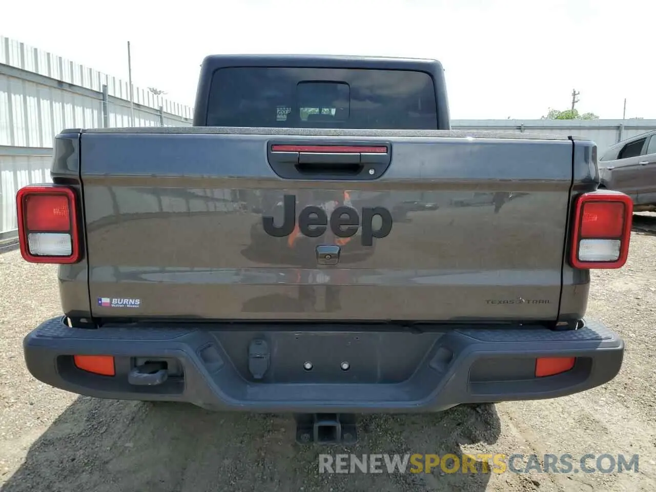 6 Photograph of a damaged car 1C6HJTAG5PL562148 JEEP GLADIATOR 2023