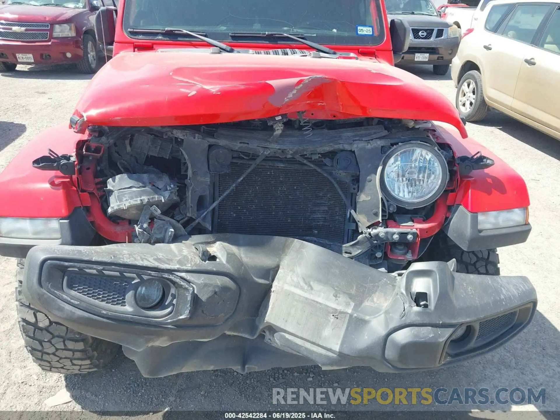 6 Photograph of a damaged car 1C6HJTAG6PL545780 JEEP GLADIATOR 2023