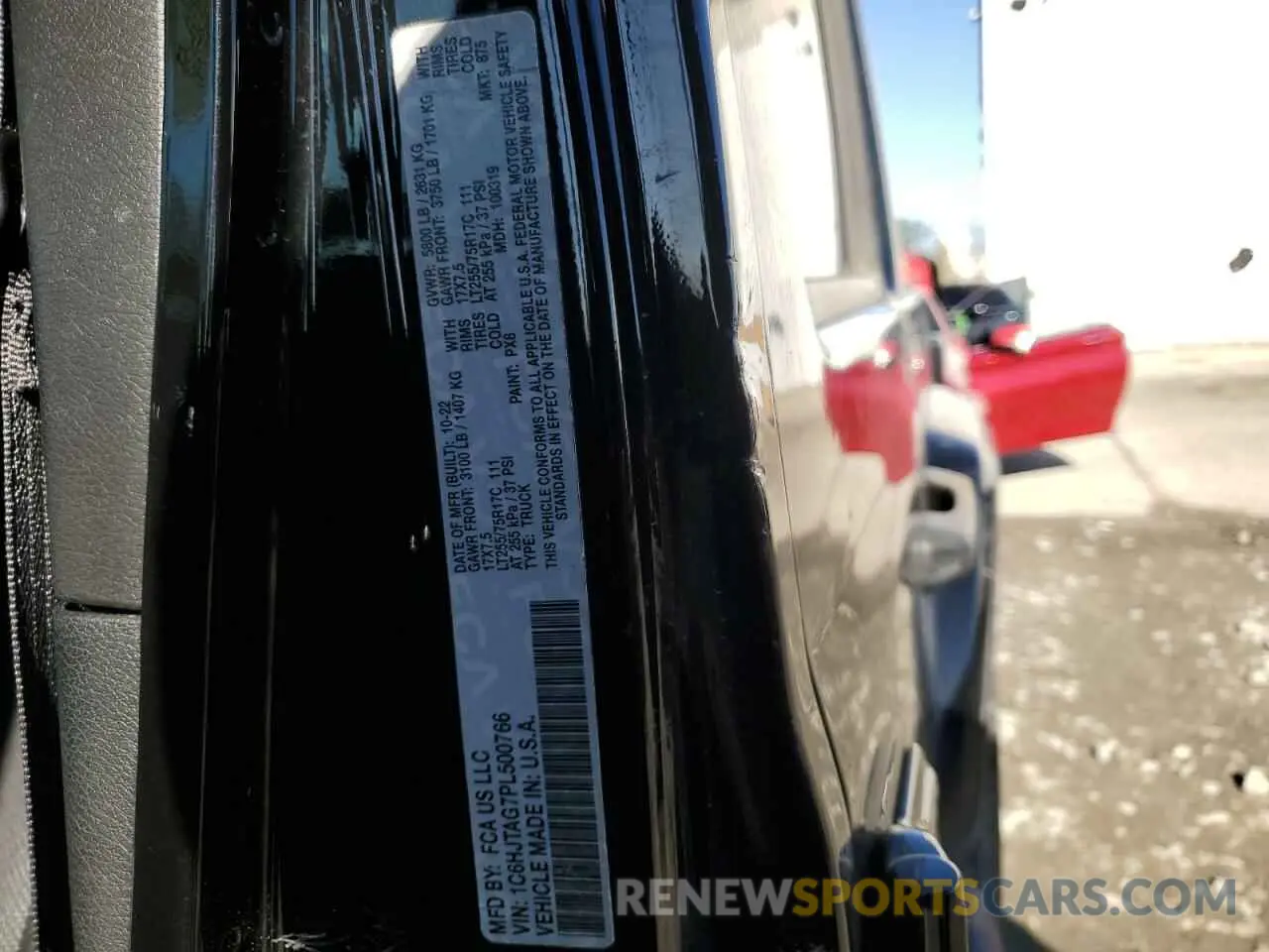 12 Photograph of a damaged car 1C6HJTAG7PL500766 JEEP GLADIATOR 2023