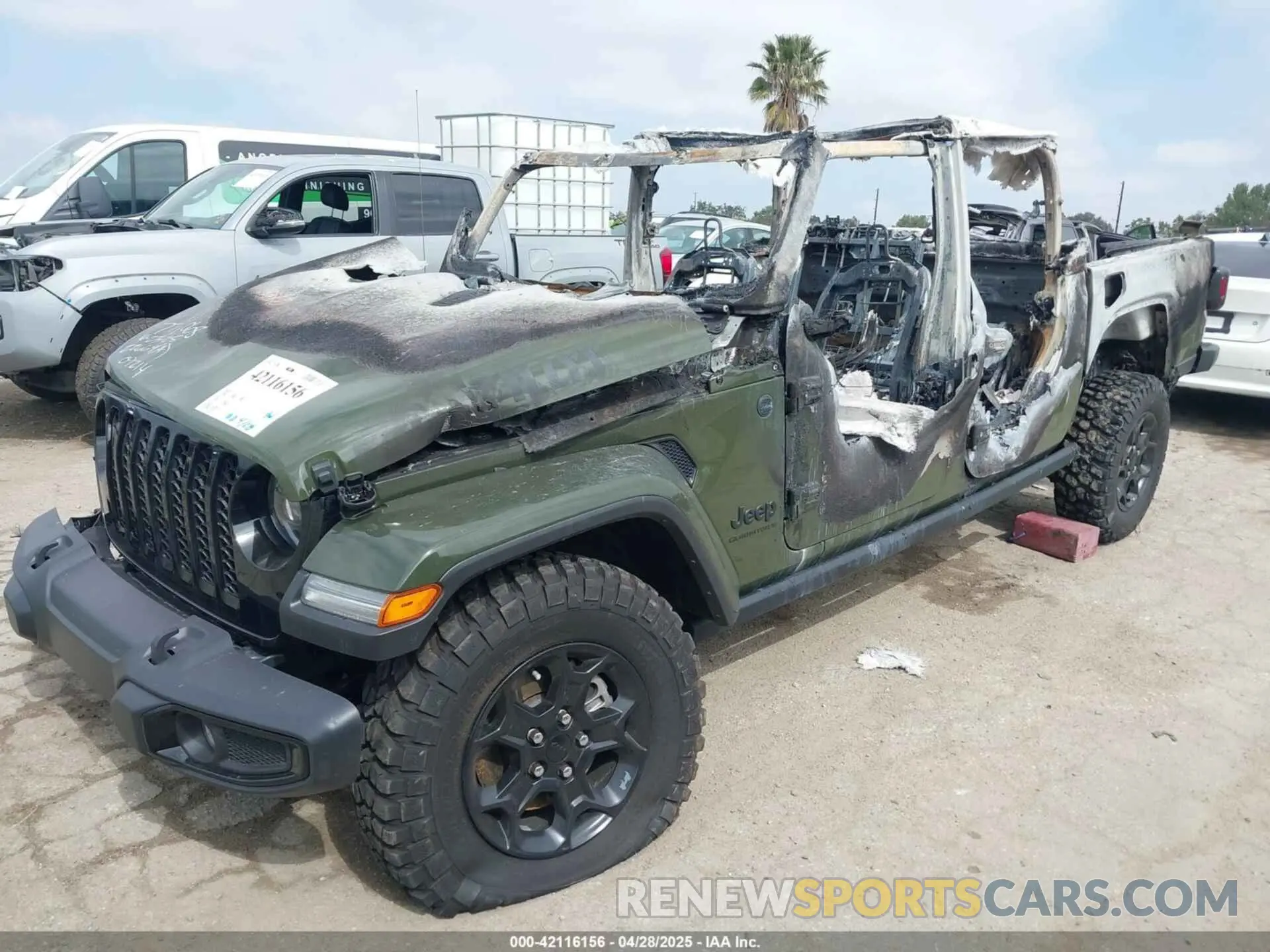 2 Photograph of a damaged car 1C6HJTAG7PL582515 JEEP GLADIATOR 2023