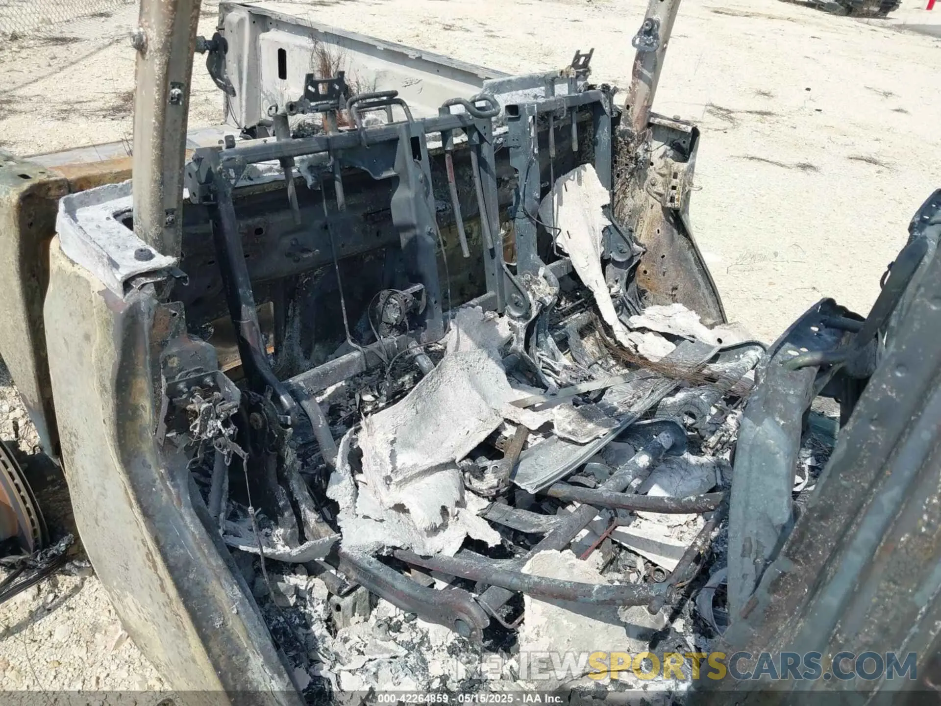 8 Photograph of a damaged car 1C6HJTAG8PL558868 JEEP GLADIATOR 2023