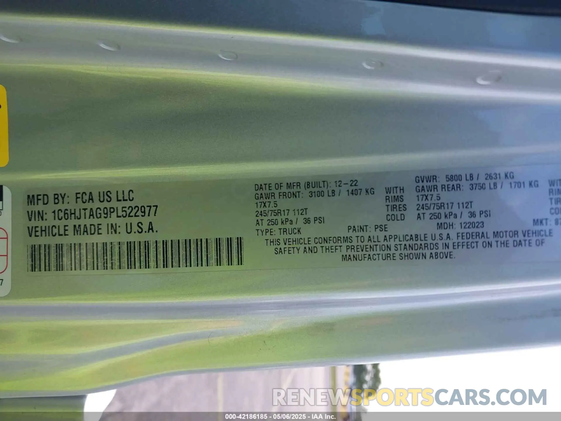 9 Photograph of a damaged car 1C6HJTAG9PL522977 JEEP GLADIATOR 2023