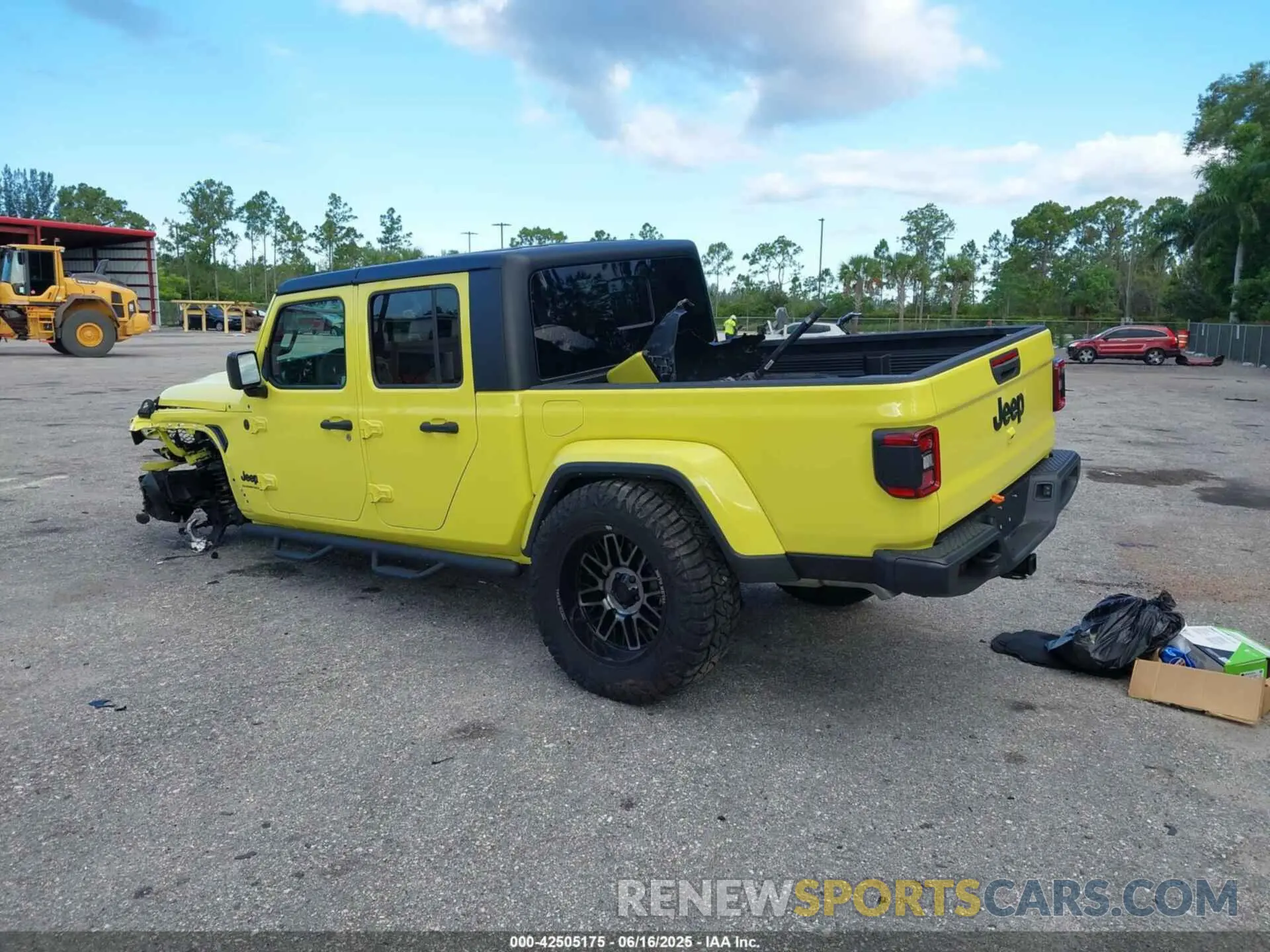 3 Photograph of a damaged car 1C6HJTAG9PL561410 JEEP GLADIATOR 2023