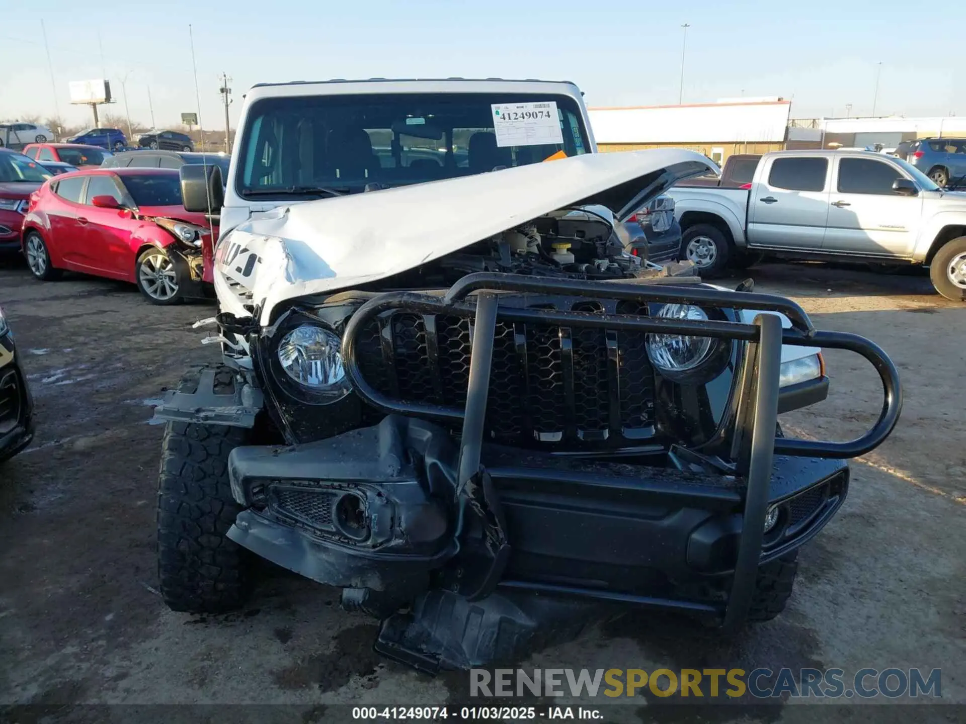 13 Photograph of a damaged car 1C6HJTAGXPL527086 JEEP GLADIATOR 2023